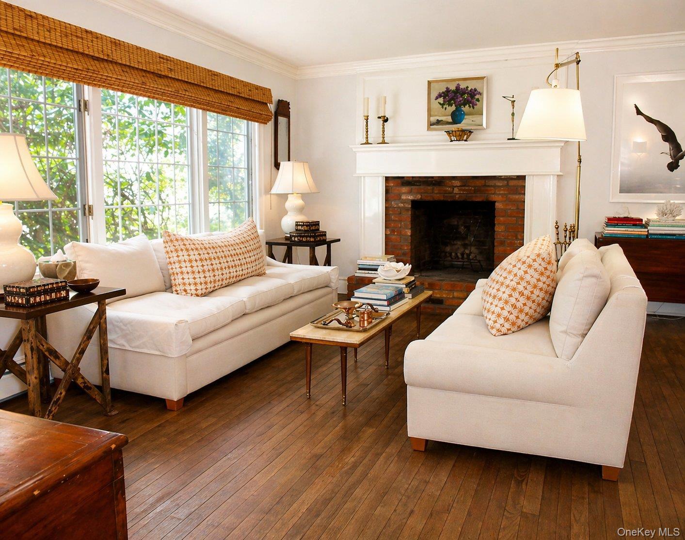 Single Family Straight Path  Suffolk County, NY 11968, MLS-990507-9