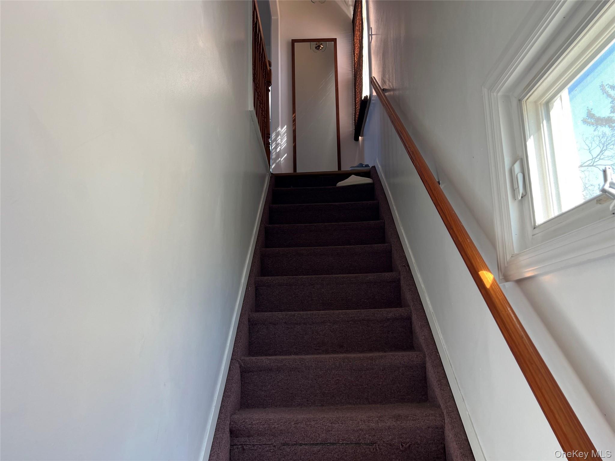 Single Family 131st Avenue  Queens, NY 11413, MLS-990510-15