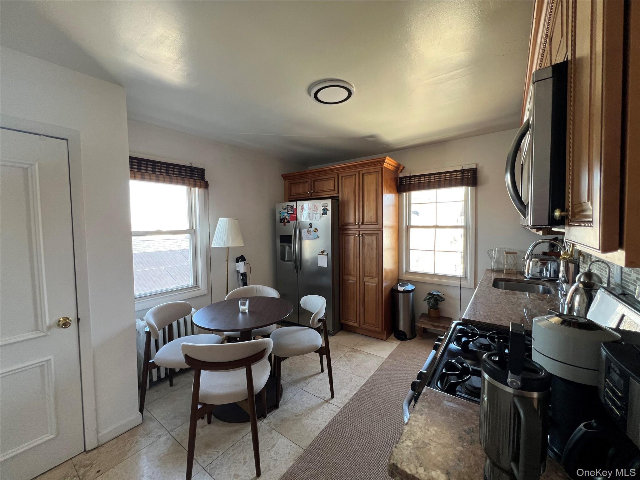 Single Family 131st Avenue  Queens, NY 11413, MLS-990510-26