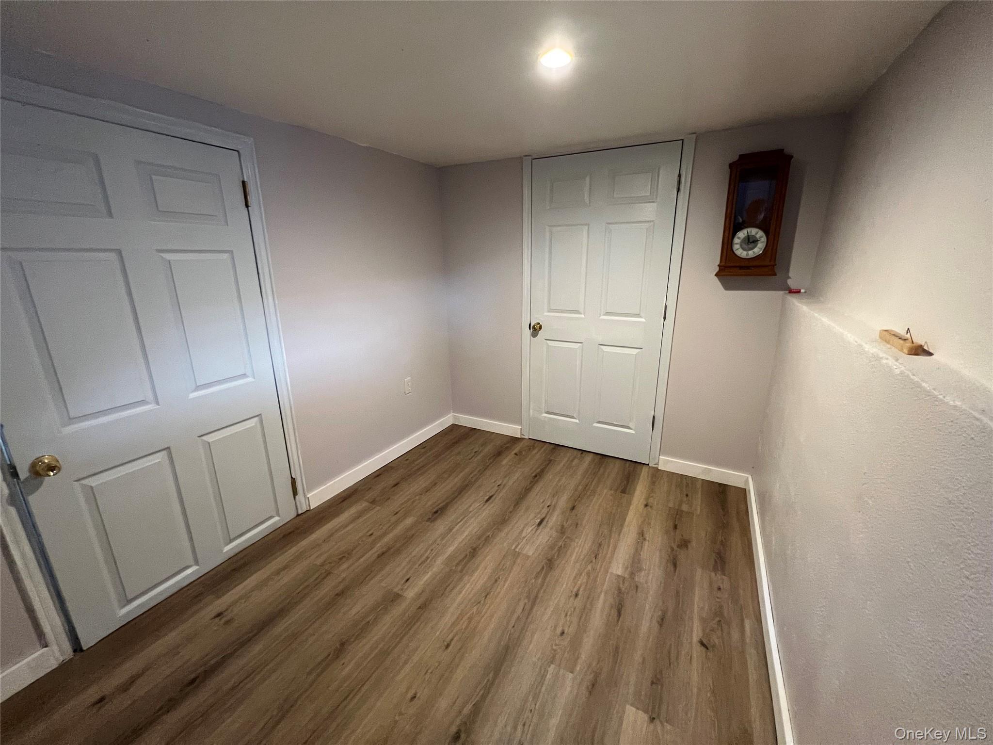 Single Family 131st Avenue  Queens, NY 11413, MLS-990510-37