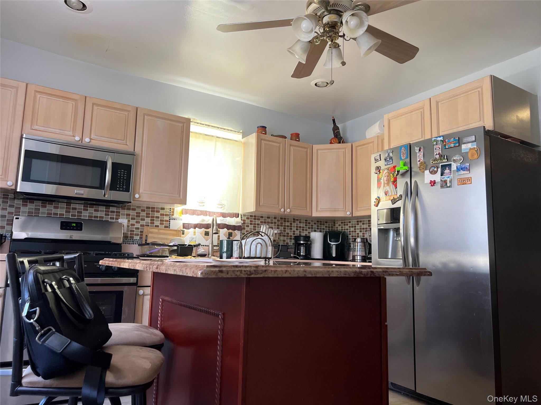 Single Family 131st Avenue  Queens, NY 11413, MLS-990510-7