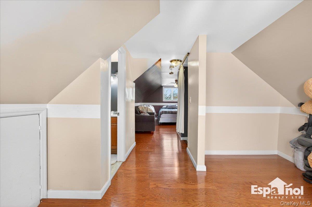 Single Family Ronald  Suffolk County, NY 11701, MLS-990542-36