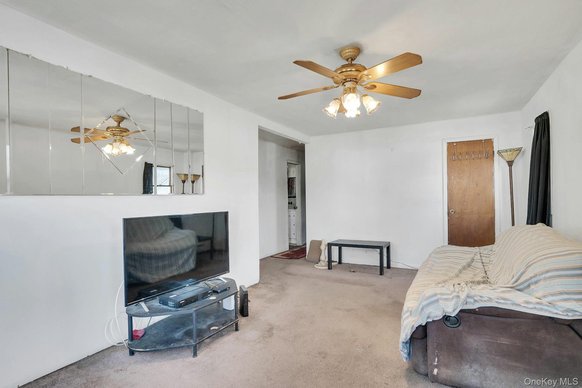 Single Family 4th  Suffolk County, NY 11757, MLS-990549-5