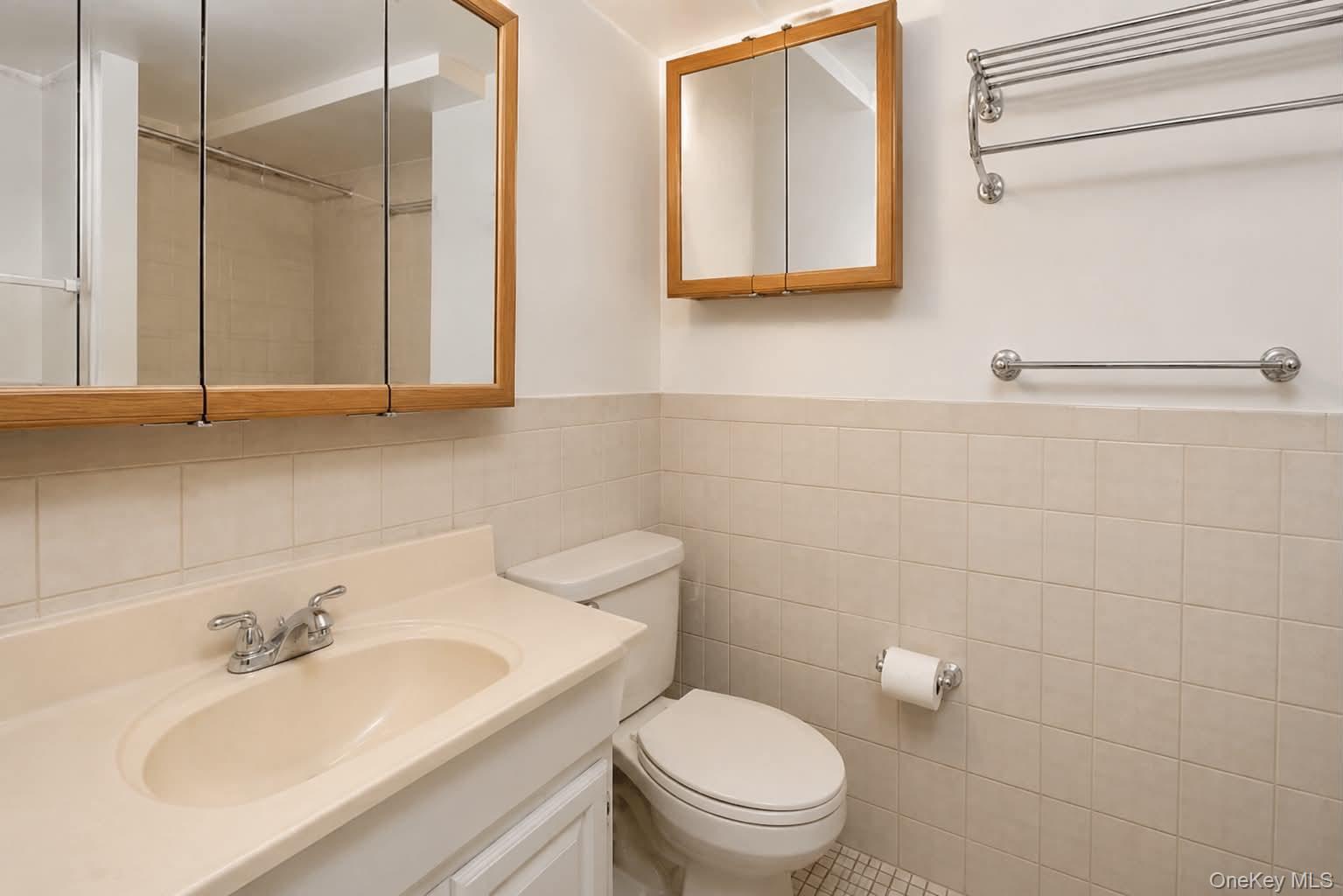 Single Family 164th Queens, NY 11358, MLS-990567-21
