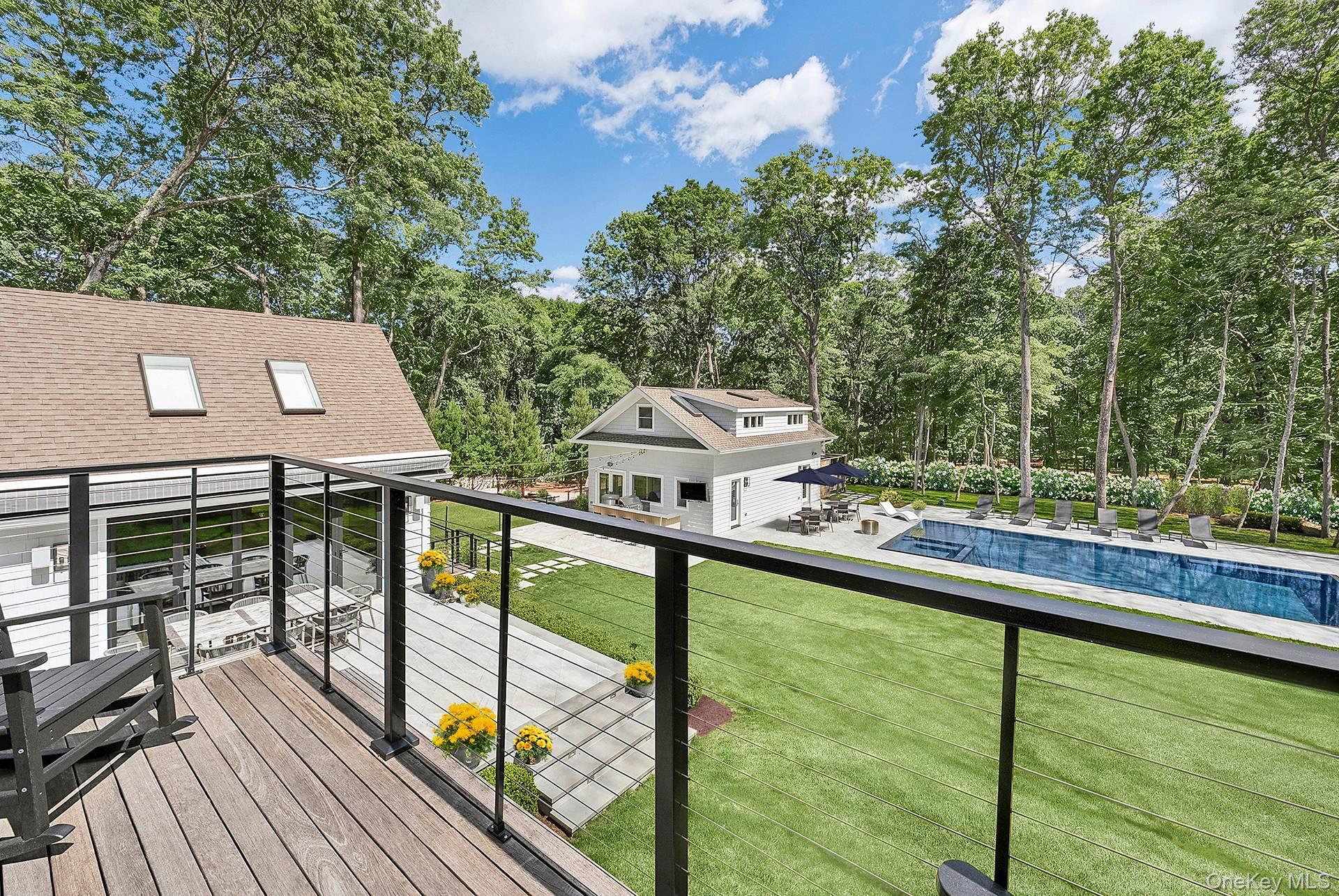 Single Family Fox Crossing Suffolk County, NY 11963, MLS-990599-22