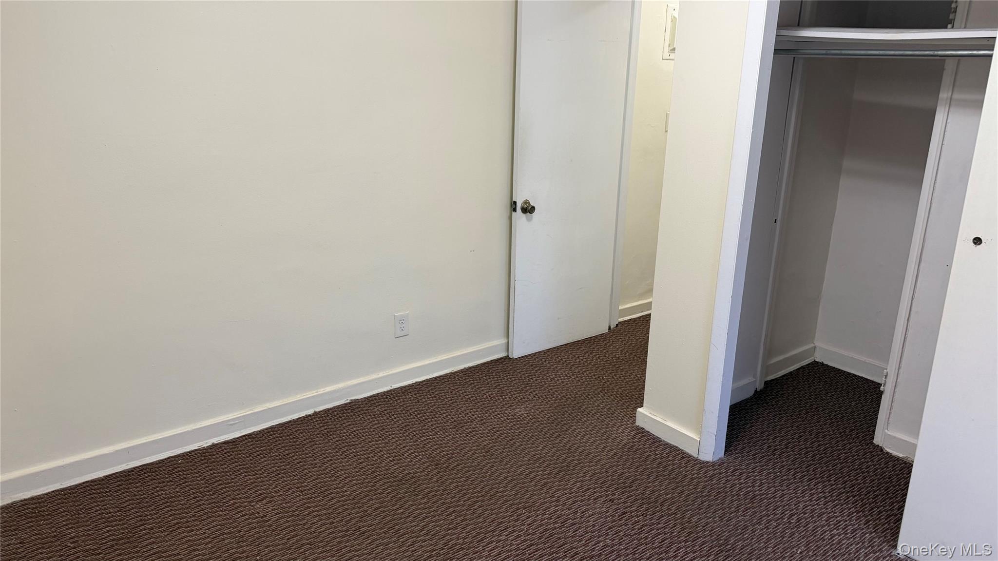 Apartment 260th Street  Queens, NY 11004, MLS-990608-13