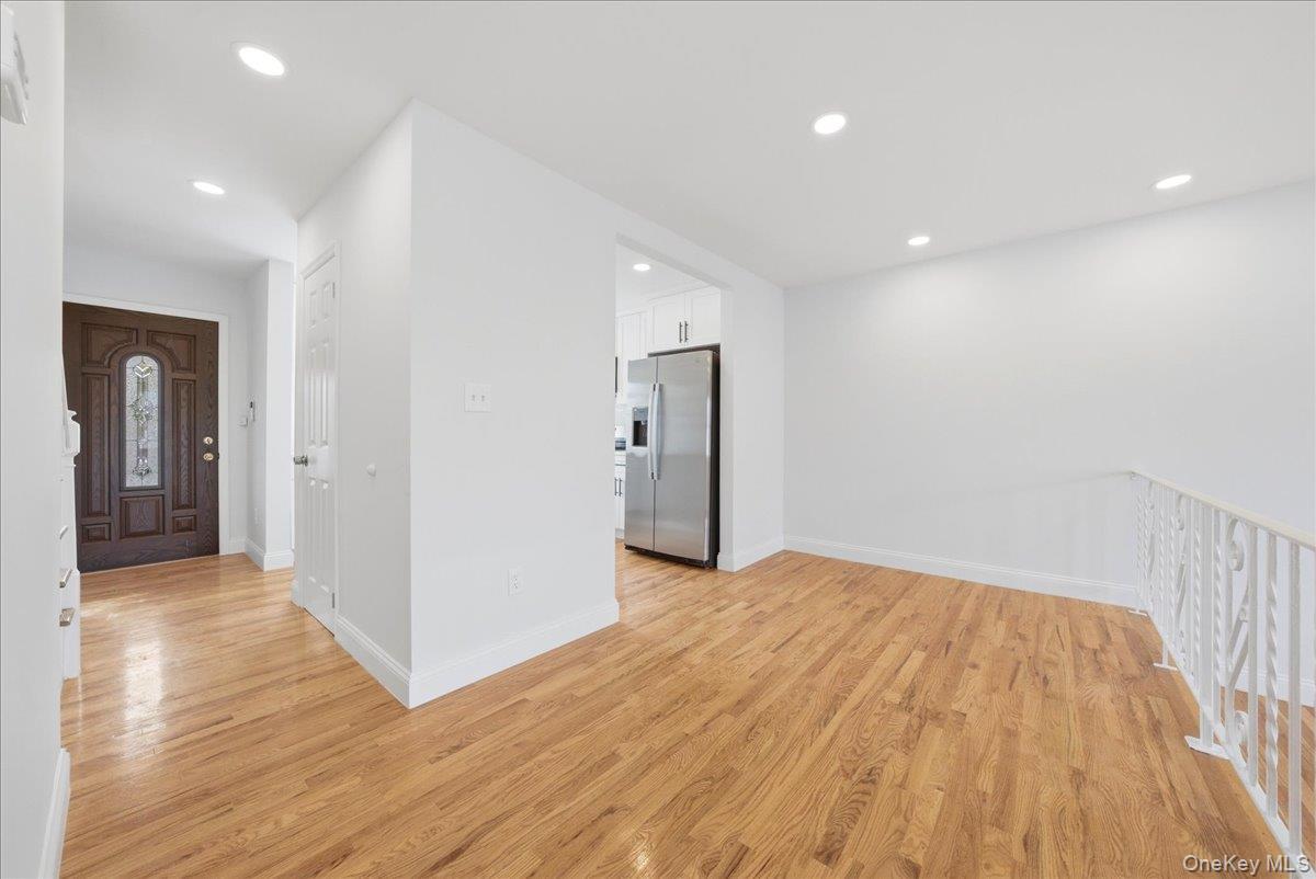 Single Family Balcom  Bronx, NY 10465, MLS-990664-13