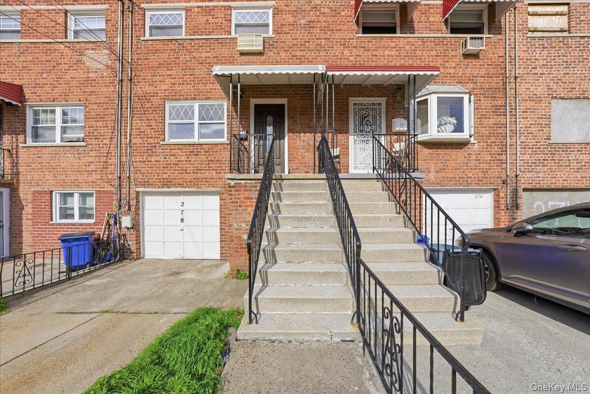 Single Family Balcom  Bronx, NY 10465, MLS-990664-34