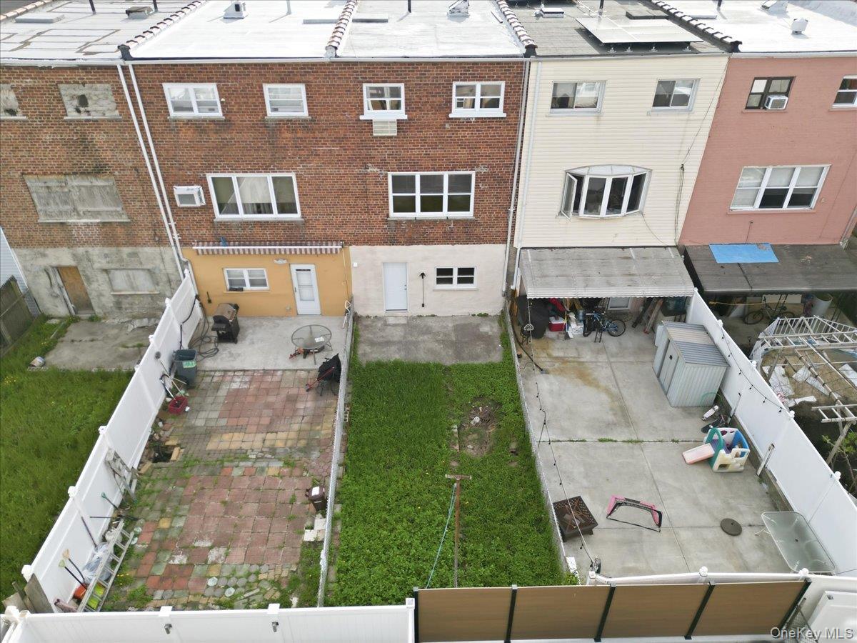 Single Family Balcom  Bronx, NY 10465, MLS-990664-4