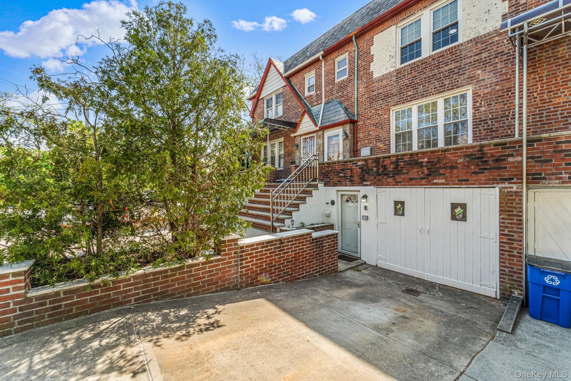 Single Family 33rd Queens, NY 11361, MLS-990668-2