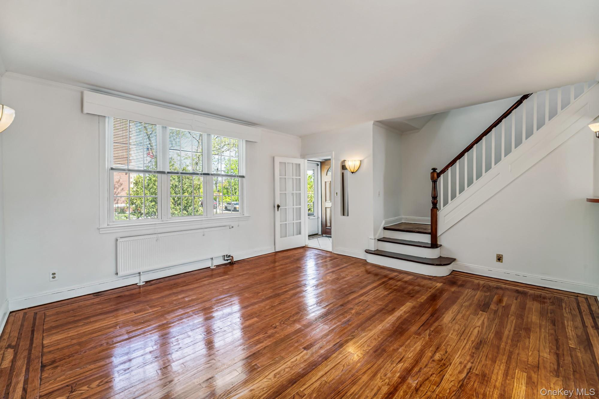 Single Family 33rd Queens, NY 11361, MLS-990668-3