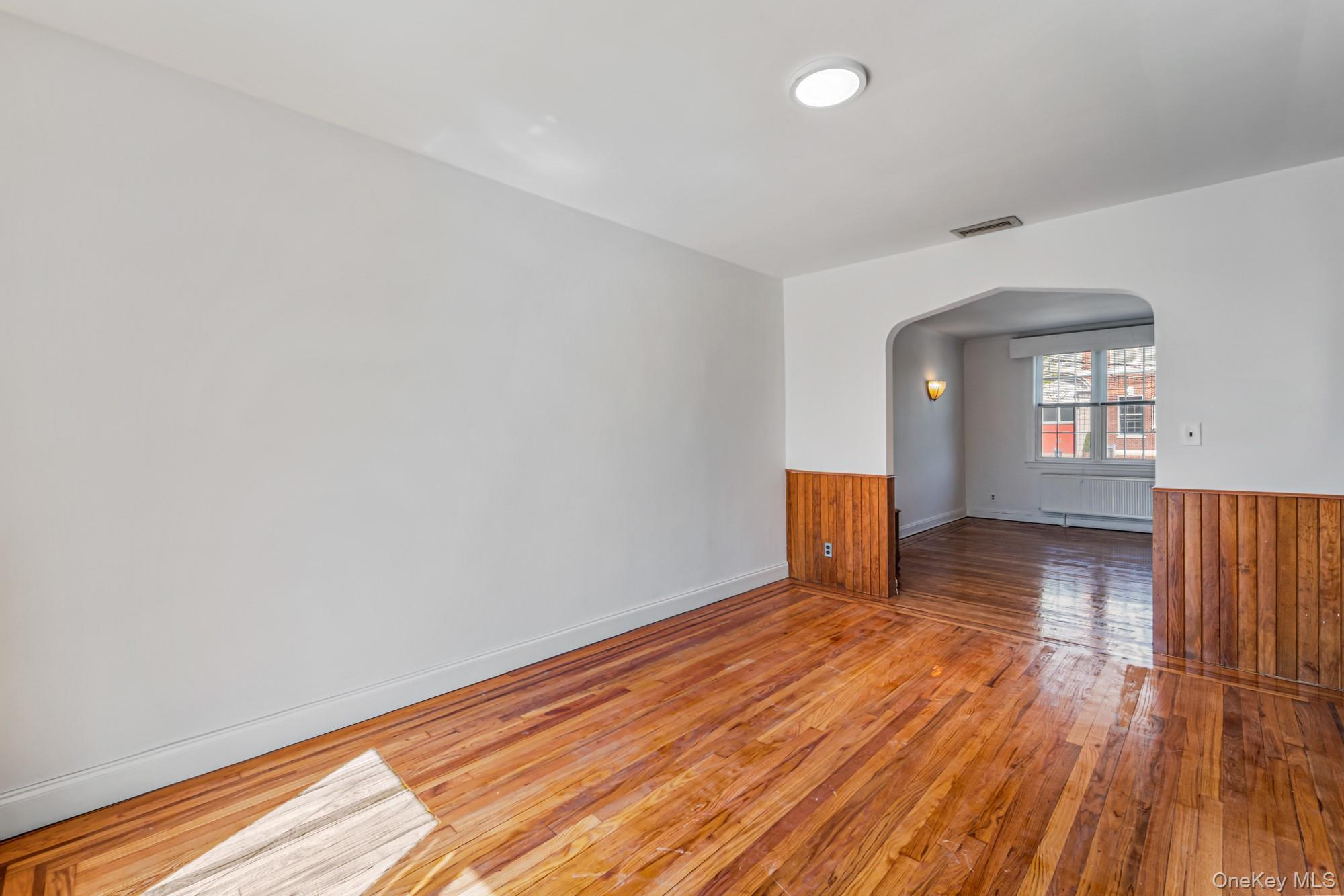 Single Family 33rd Queens, NY 11361, MLS-990668-6