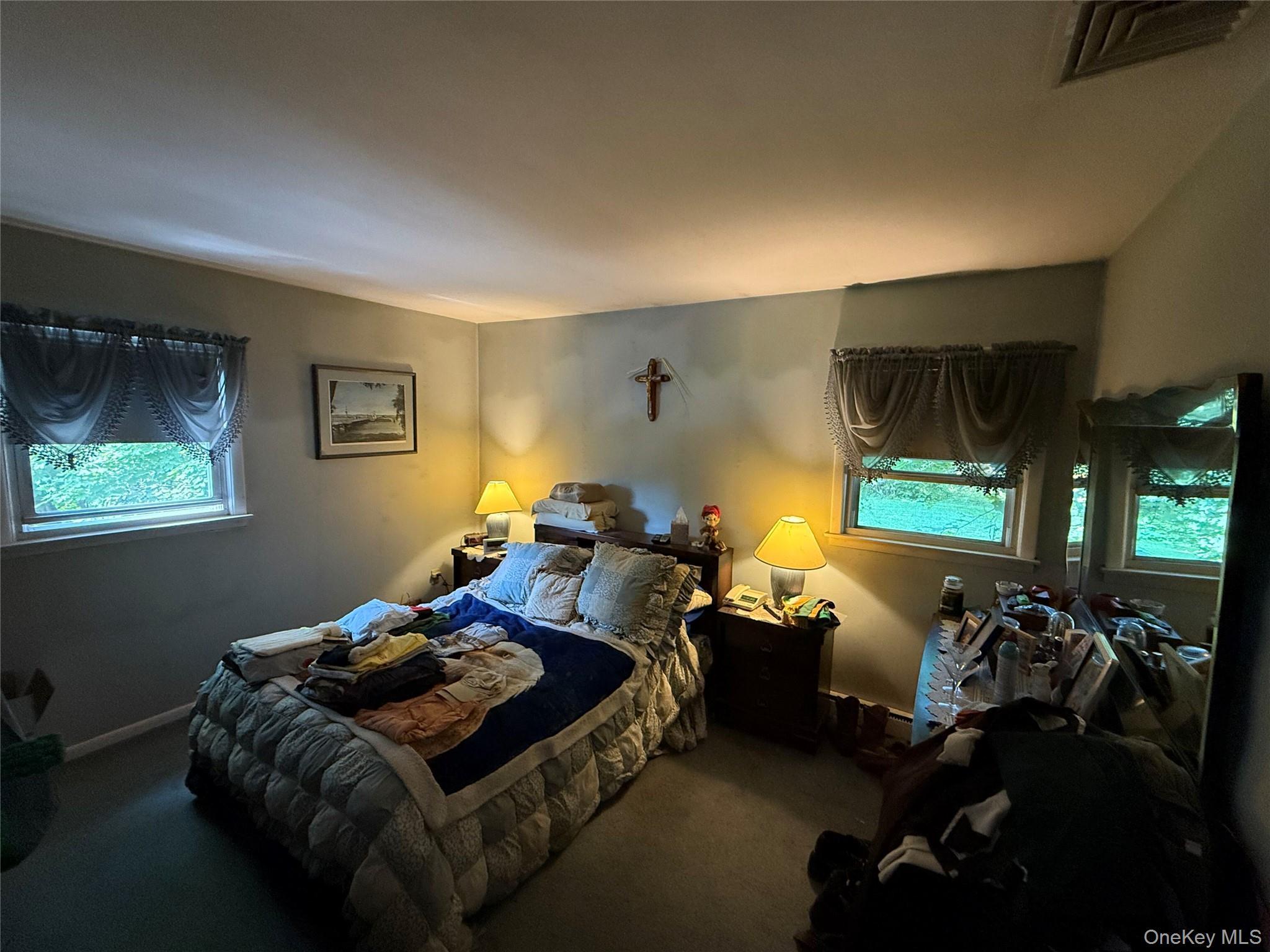 Single Family Sherwood Heights Dutchess County, NY 12590, MLS-990683-4