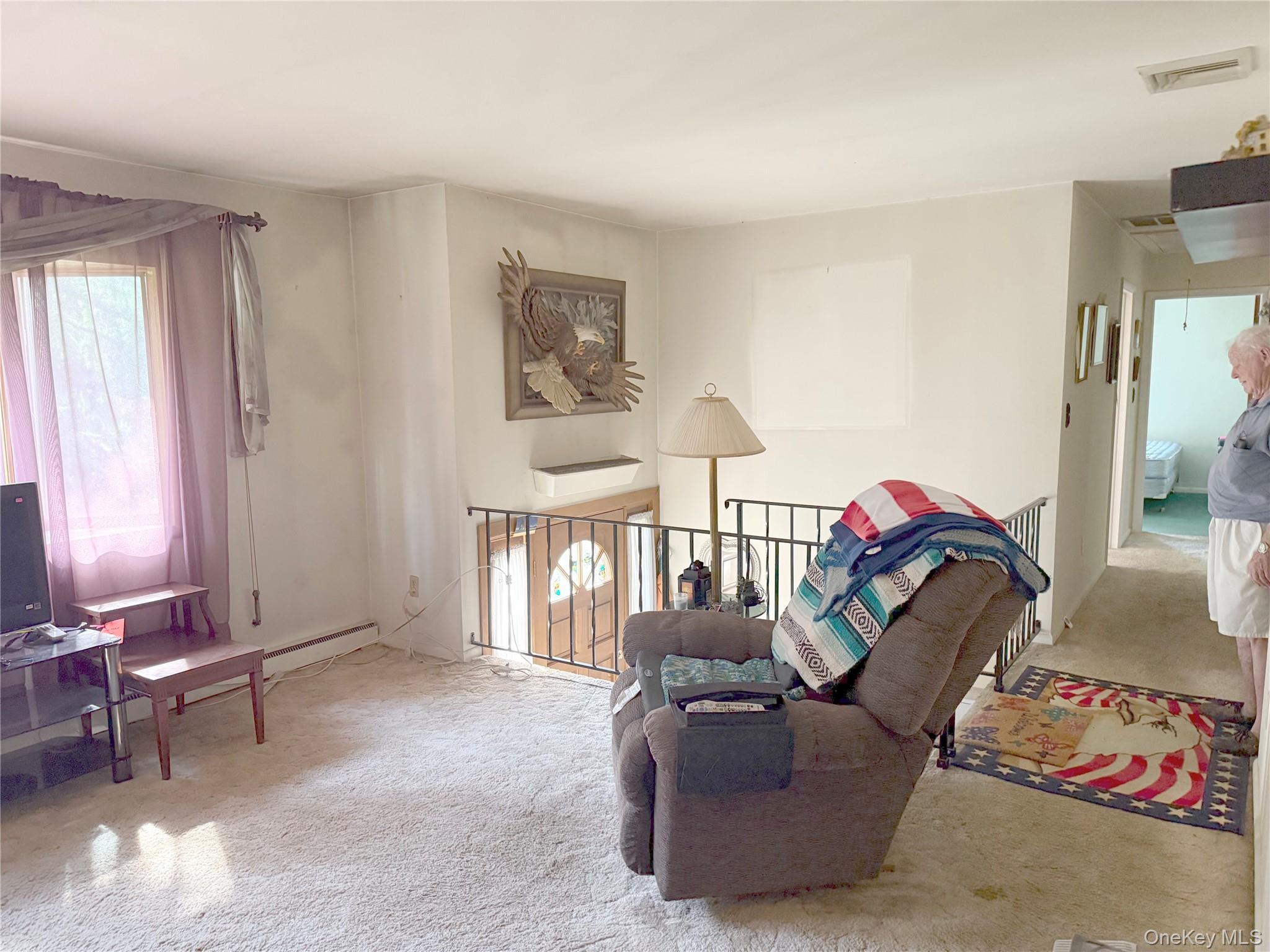 Single Family Sherwood Heights Dutchess County, NY 12590, MLS-990683-5