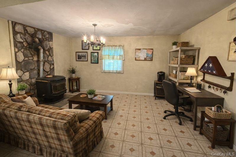 Single Family Sherwood Heights Dutchess County, NY 12590, MLS-990683-6