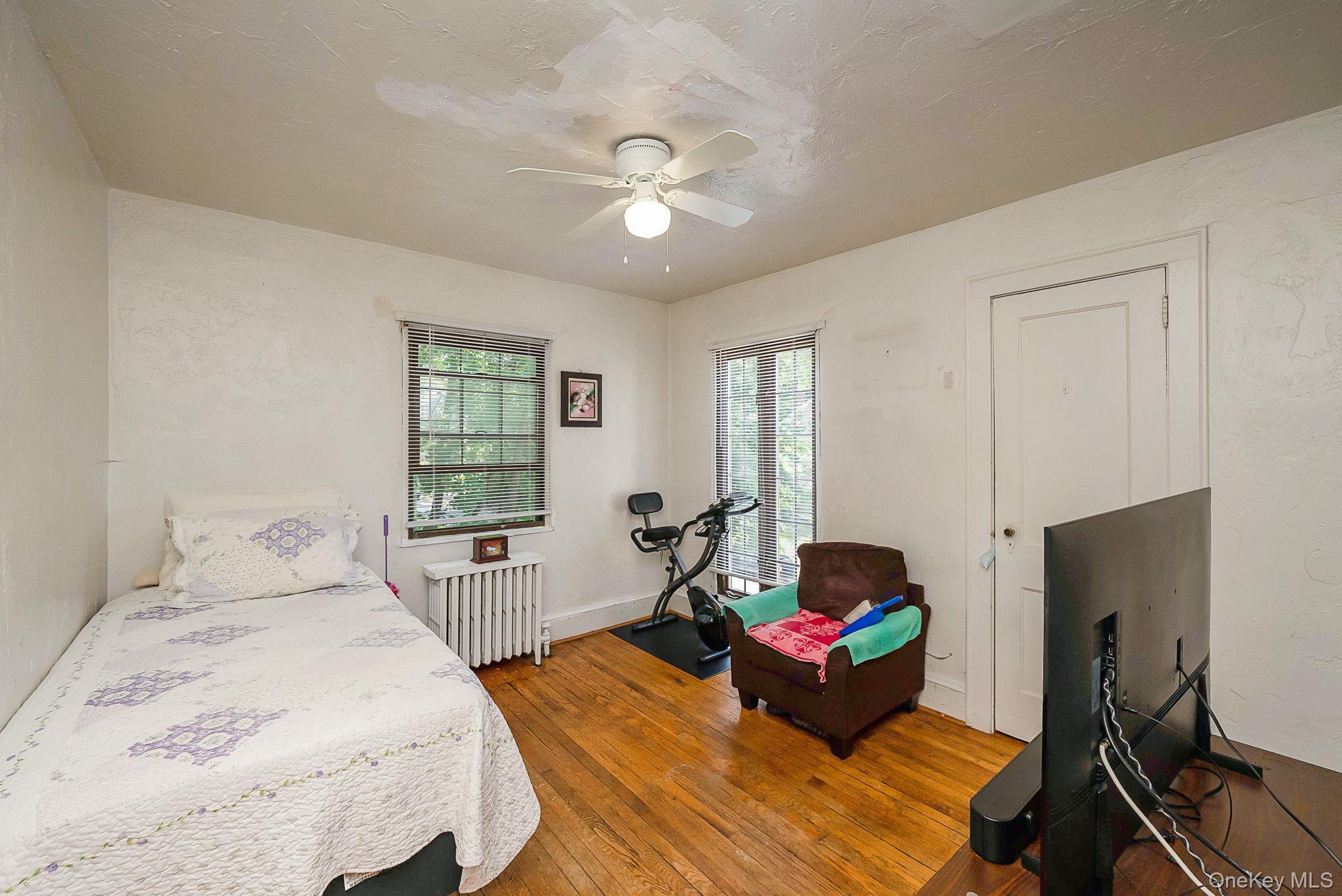 Single Family Continental  Nassau County, NY 11542, MLS-990685-11