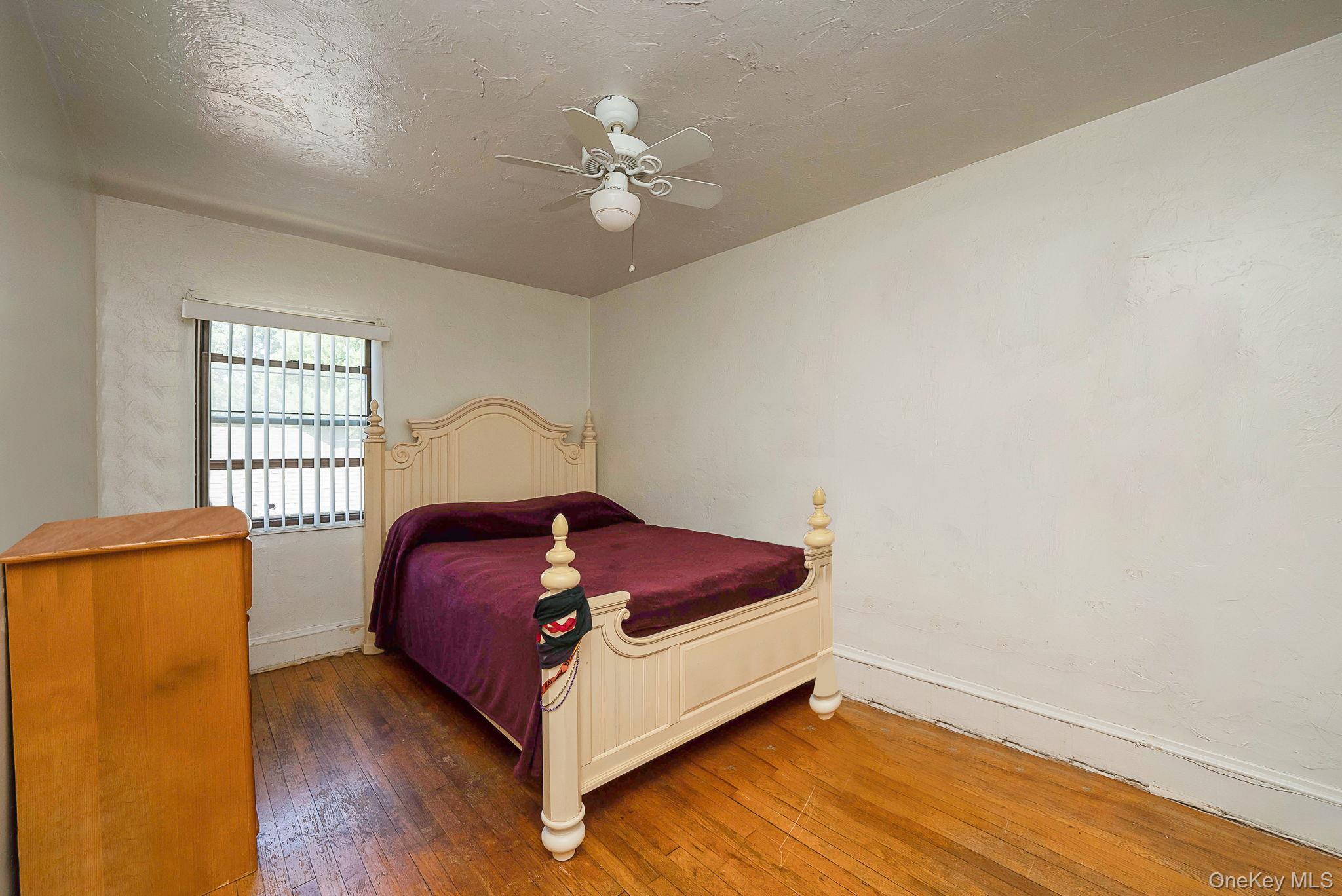 Single Family Continental  Nassau County, NY 11542, MLS-990685-13