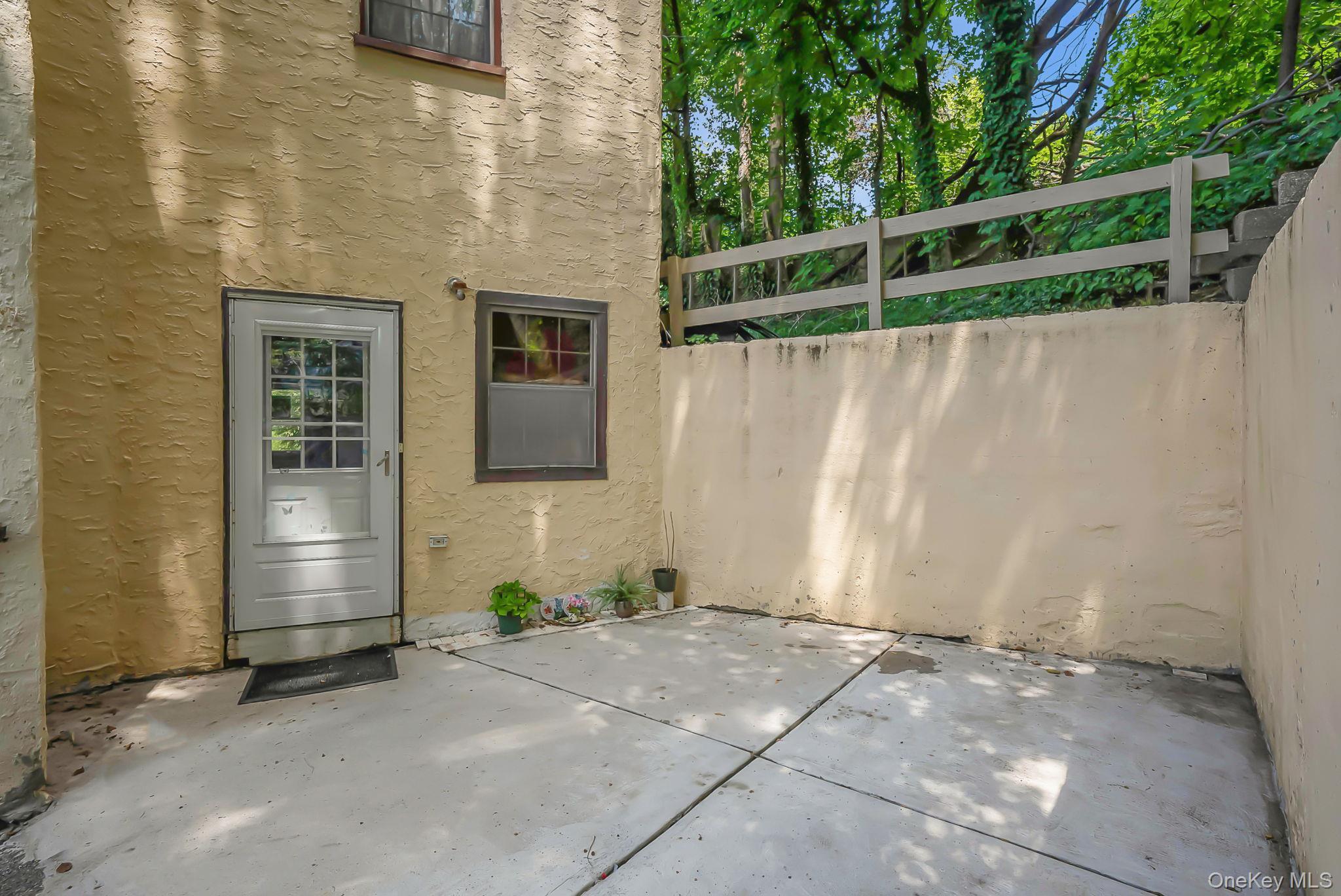 Single Family Continental  Nassau County, NY 11542, MLS-990685-22