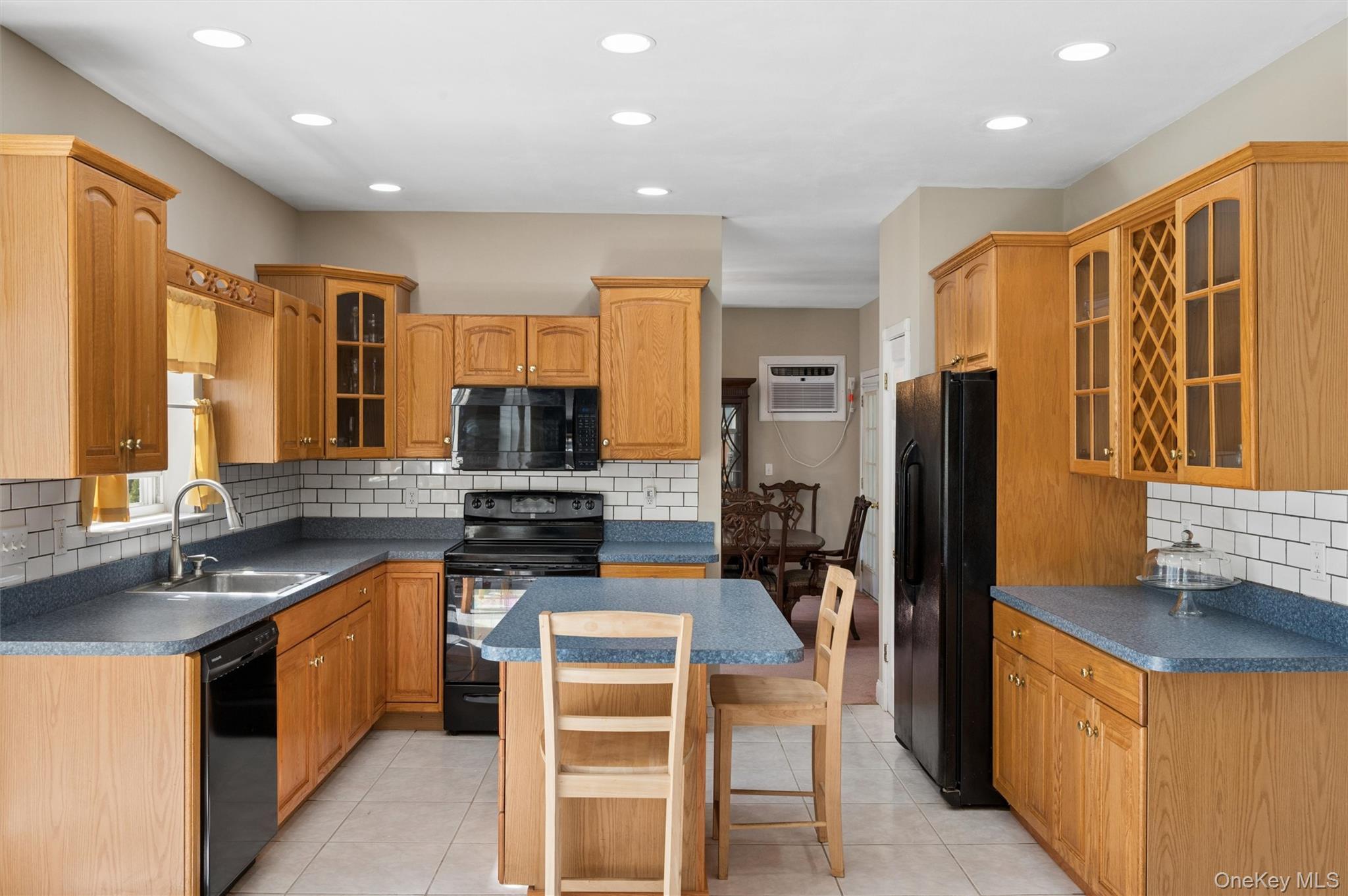Single Family Egret Way  Suffolk County, NY 11934, MLS-990698-6