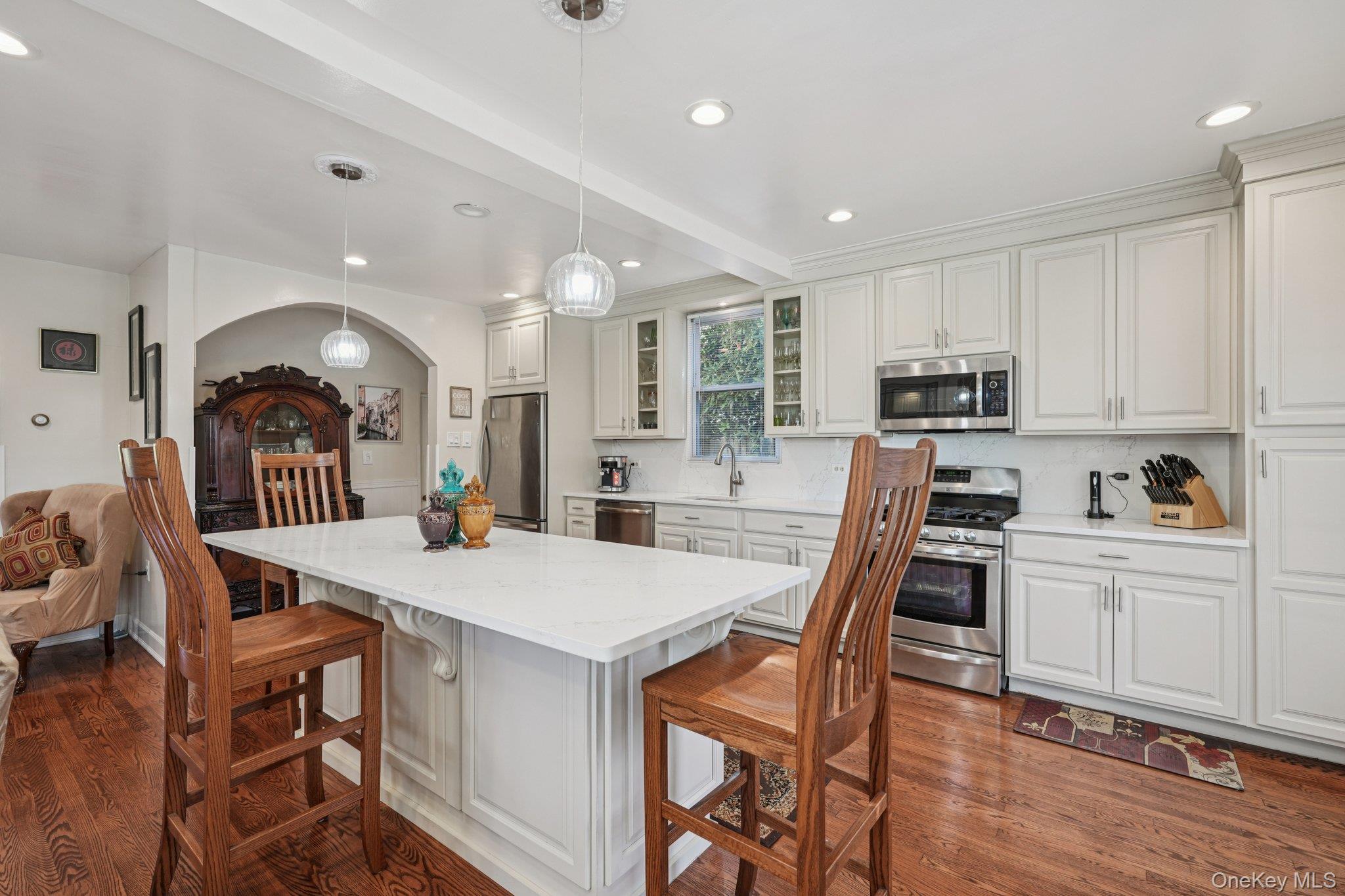 Single Family Valentine  Westchester County, NY 10704, MLS-990735-8
