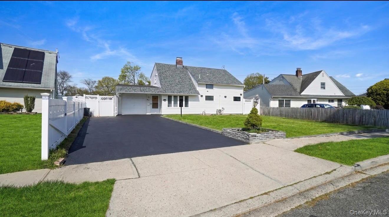 Single Family Blacksmith  Nassau County, NY 11756, MLS-990743-3