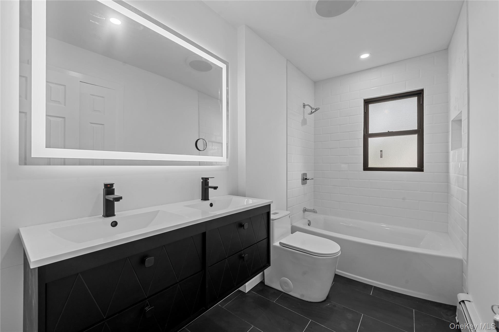 Single Family Lincoln  Nassau County, NY 11735, MLS-990750-12