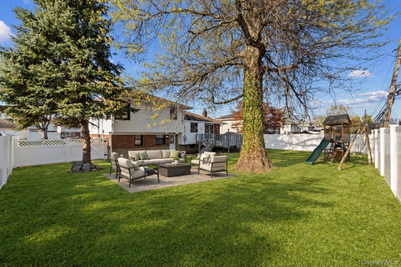 Single Family Lincoln  Nassau County, NY 11735, MLS-990750-19