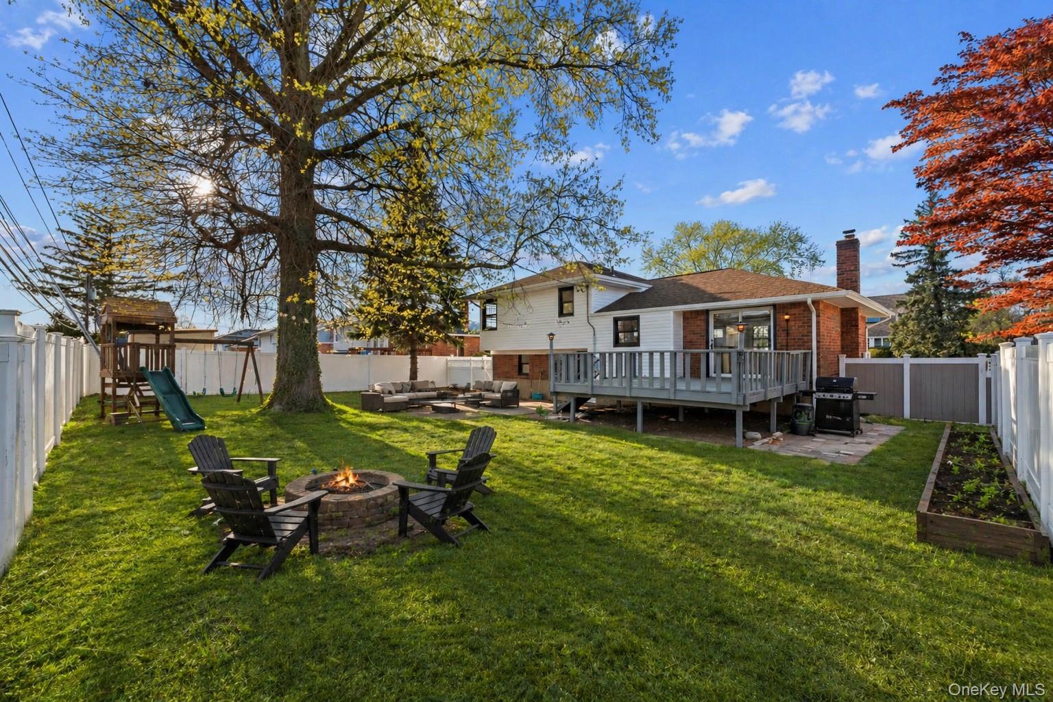 Single Family Lincoln  Nassau County, NY 11735, MLS-990750-20