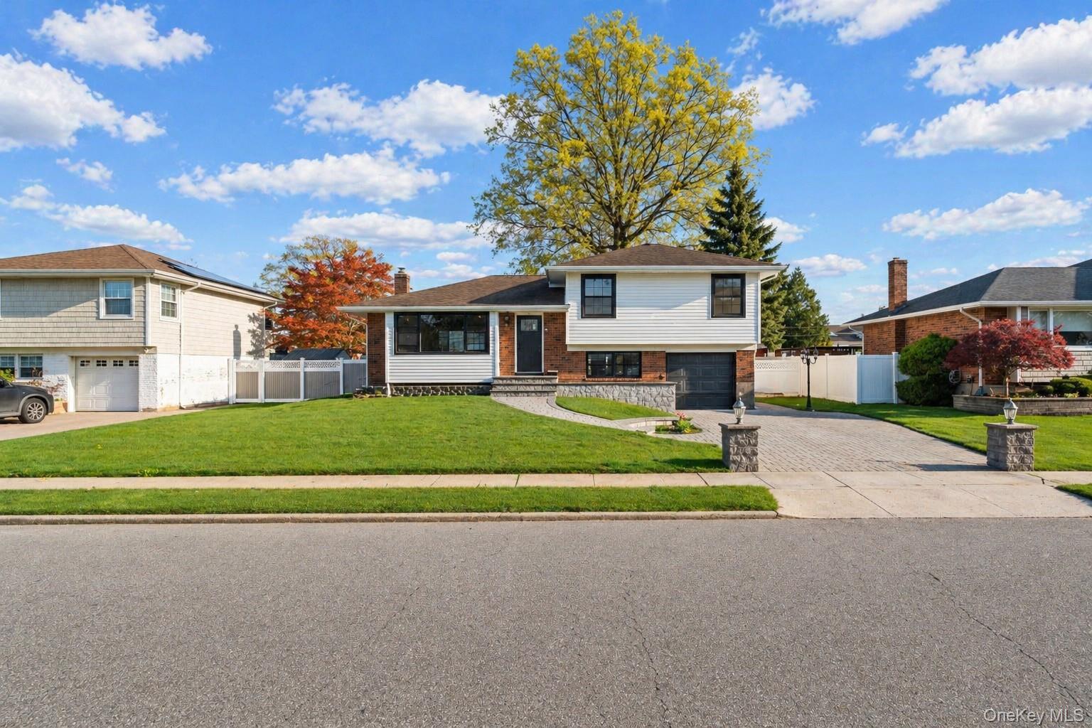 Single Family Lincoln  Nassau County, NY 11735, MLS-990750-4