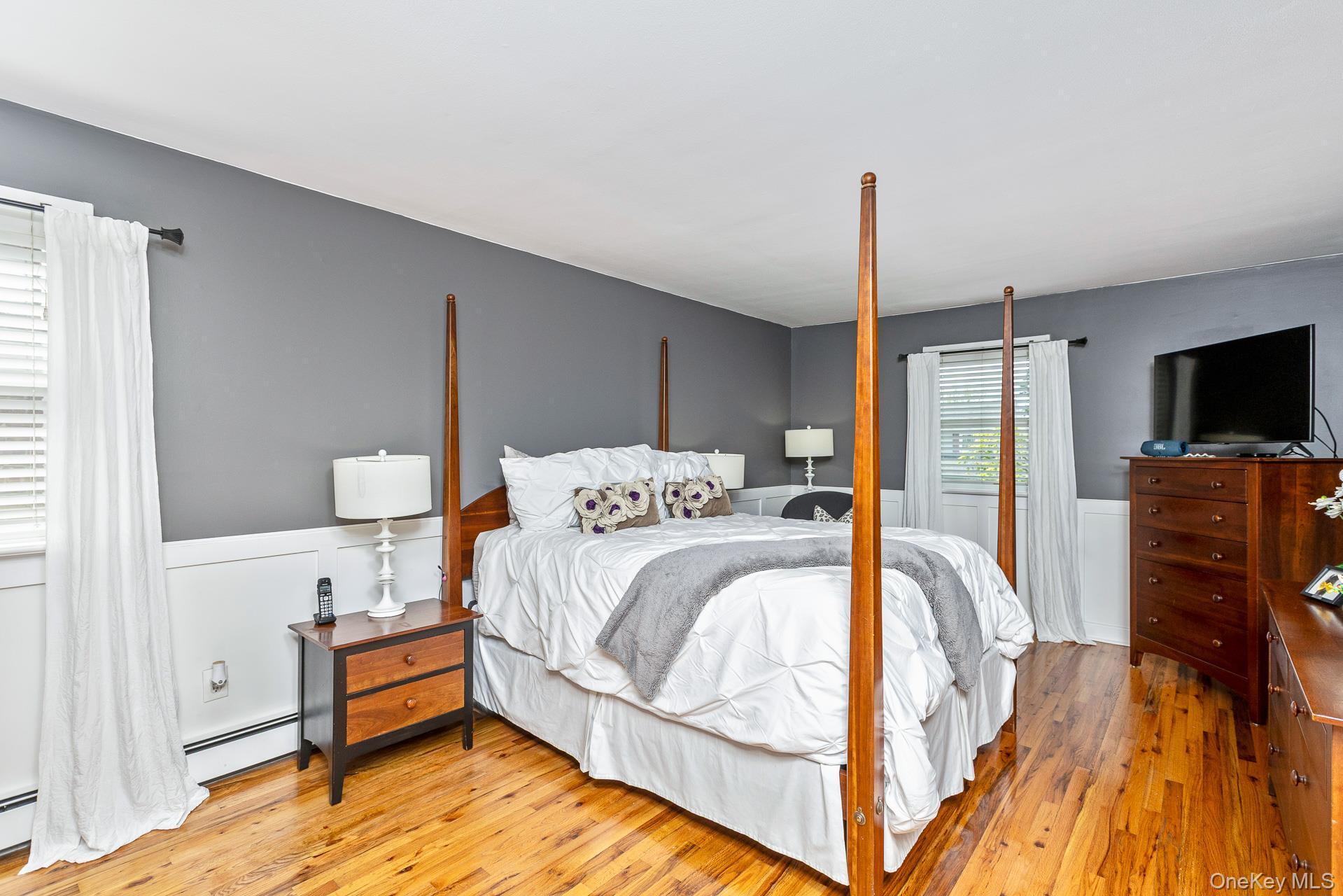 Single Family Regina  Suffolk County, NY 11746, MLS-990783-13