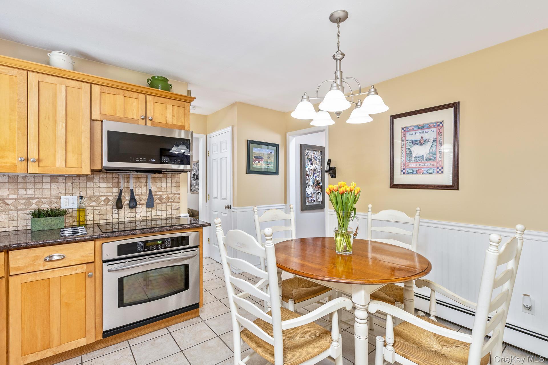 Single Family Regina  Suffolk County, NY 11746, MLS-990783-9