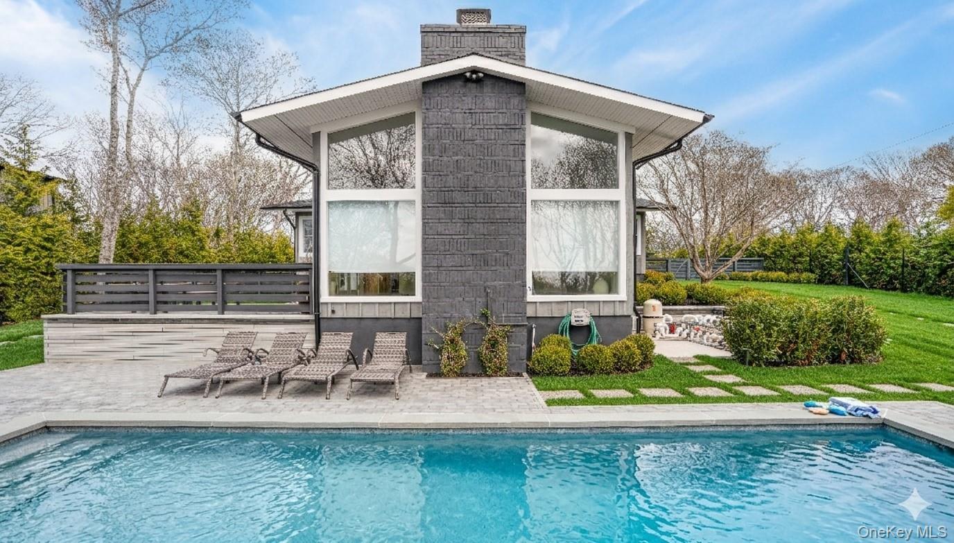 Single Family Carver Street Suffolk County, NY 11963, MLS-990791-2