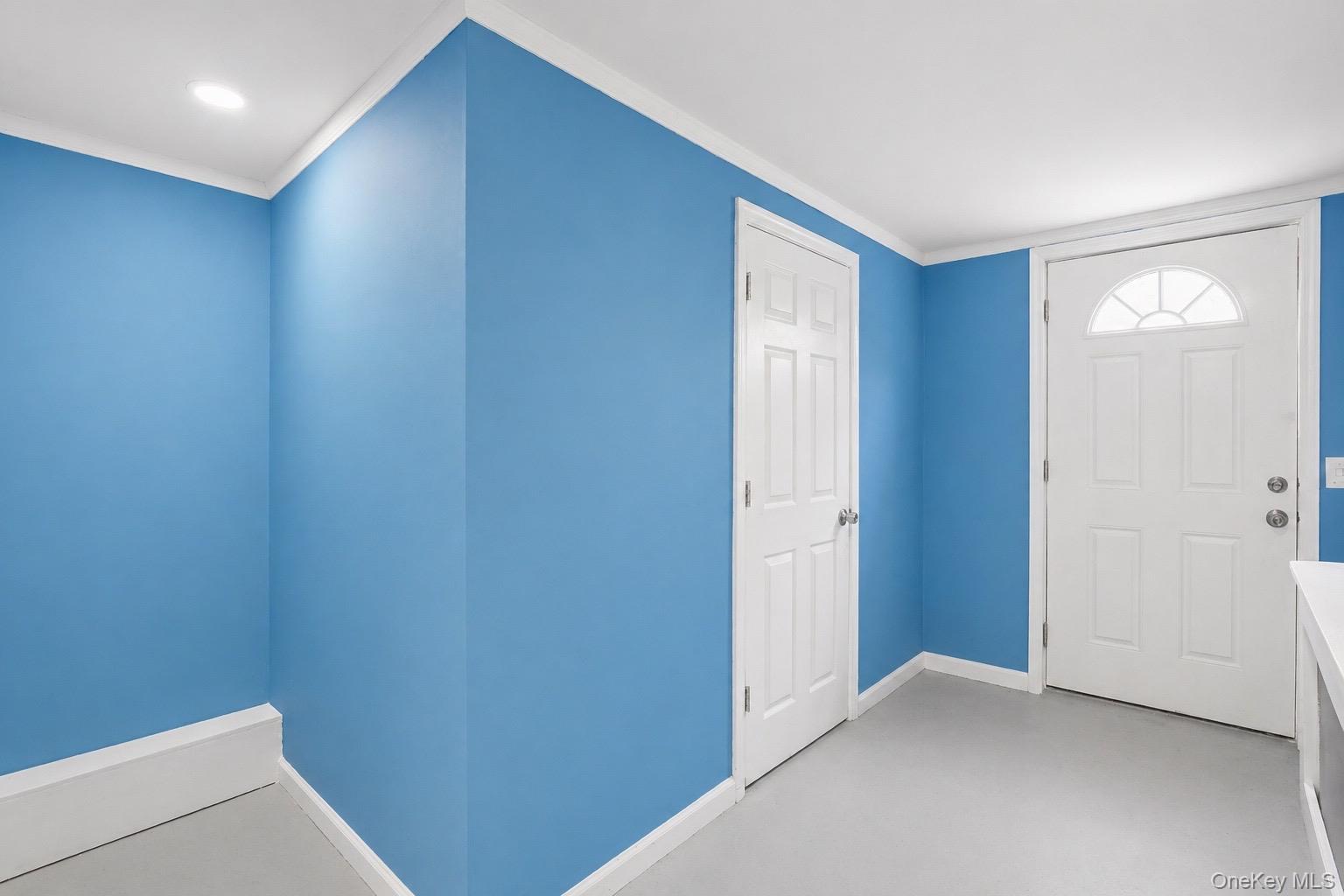 Single Family Parkwood Drive  Suffolk County, NY 11967, MLS-990819-10
