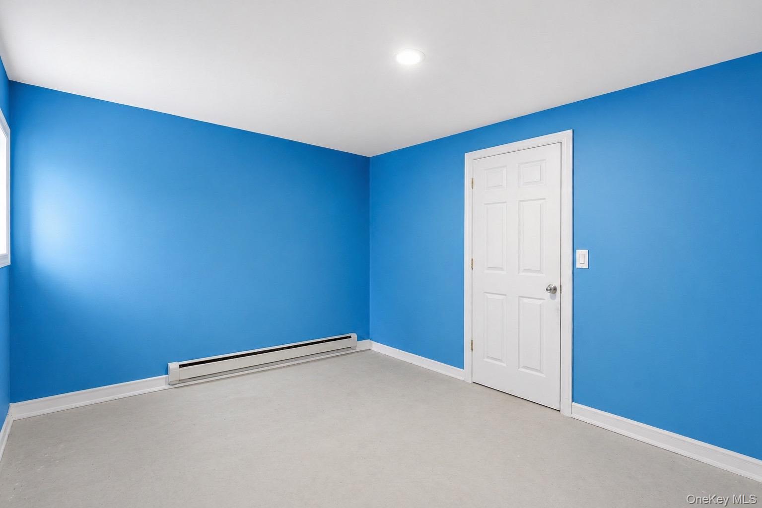 Single Family Parkwood Drive  Suffolk County, NY 11967, MLS-990819-12