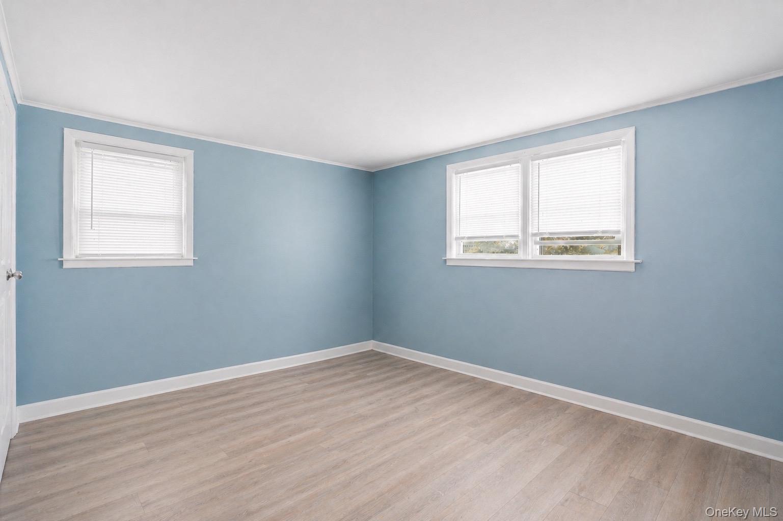 Single Family Parkwood Drive  Suffolk County, NY 11967, MLS-990819-15