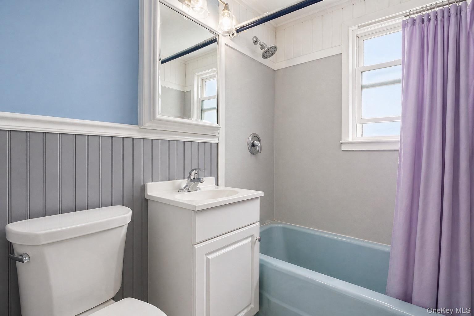 Single Family Parkwood Drive  Suffolk County, NY 11967, MLS-990819-17