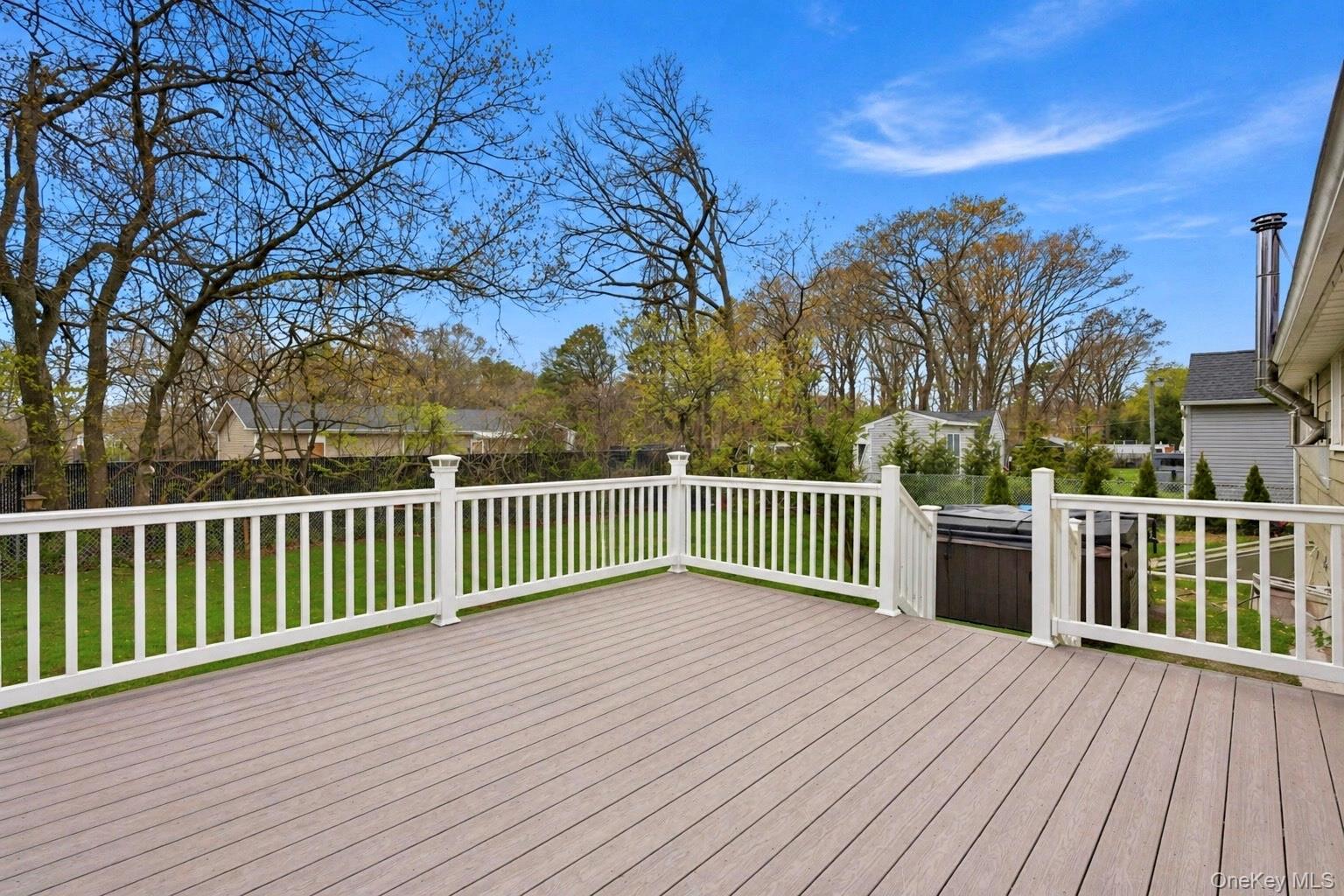 Single Family Parkwood Drive  Suffolk County, NY 11967, MLS-990819-23