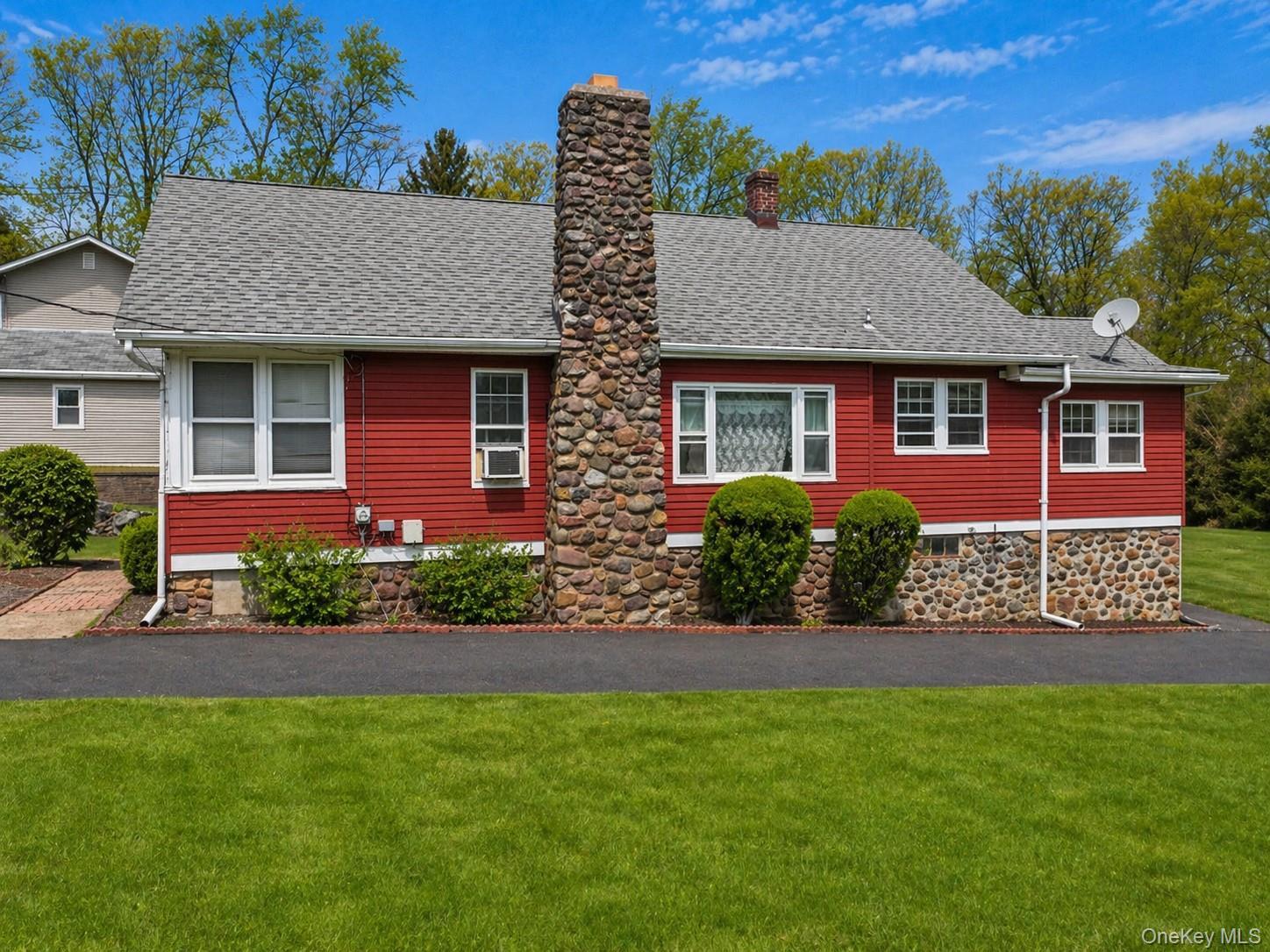 Single Family Western  Rockland County, NY 10994, MLS-990962-2