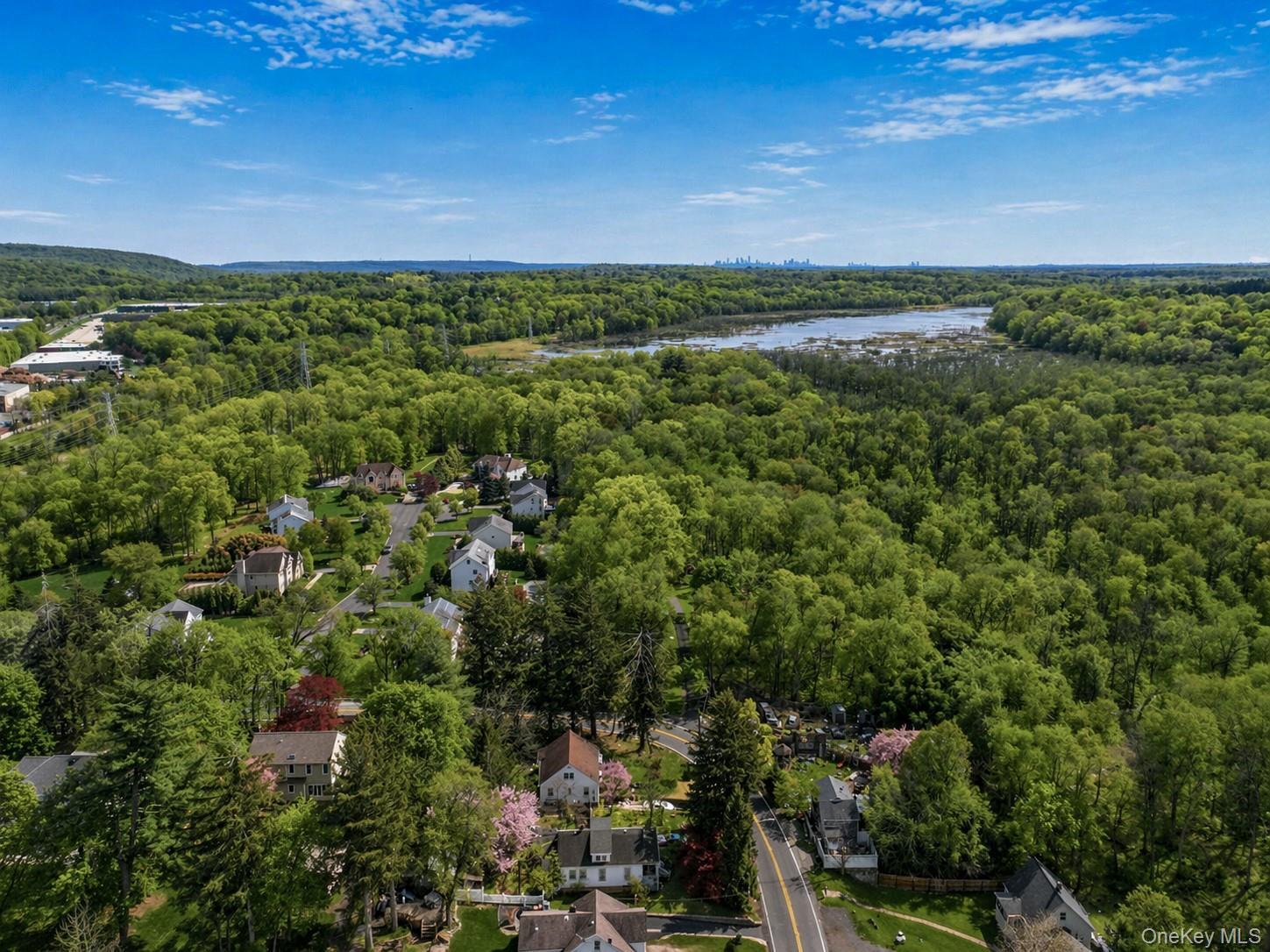 Single Family Western  Rockland County, NY 10994, MLS-990962-39