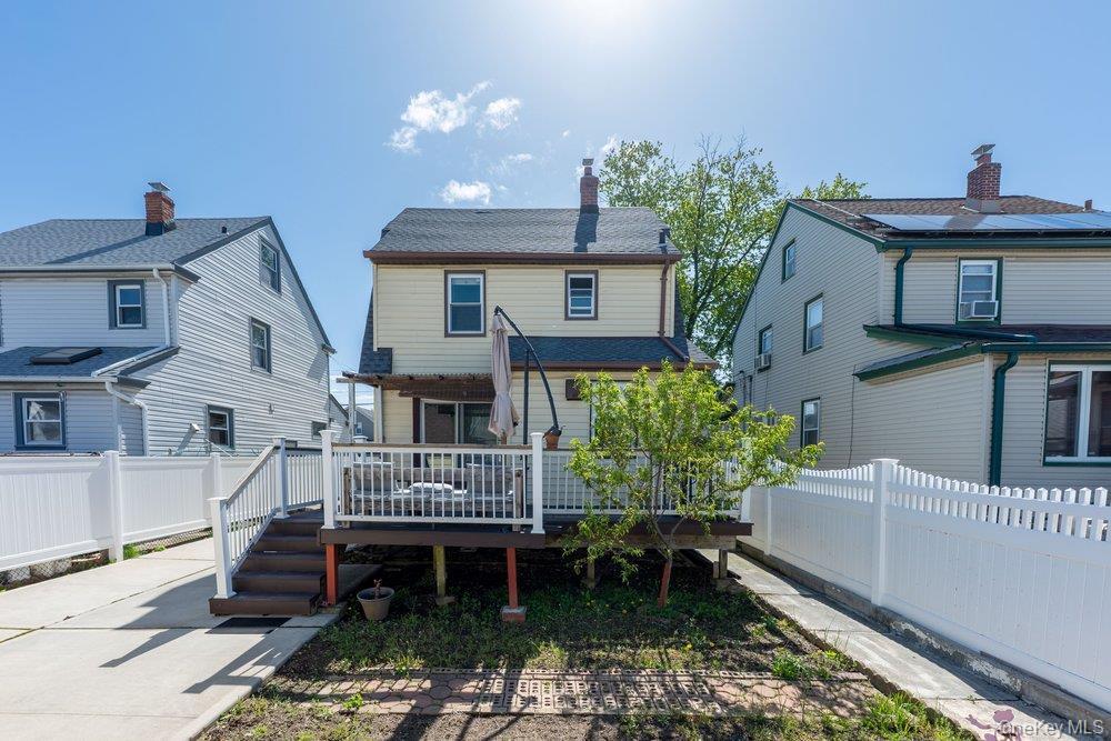 Single Family 218th Queens, NY 11427, MLS-990969-17
