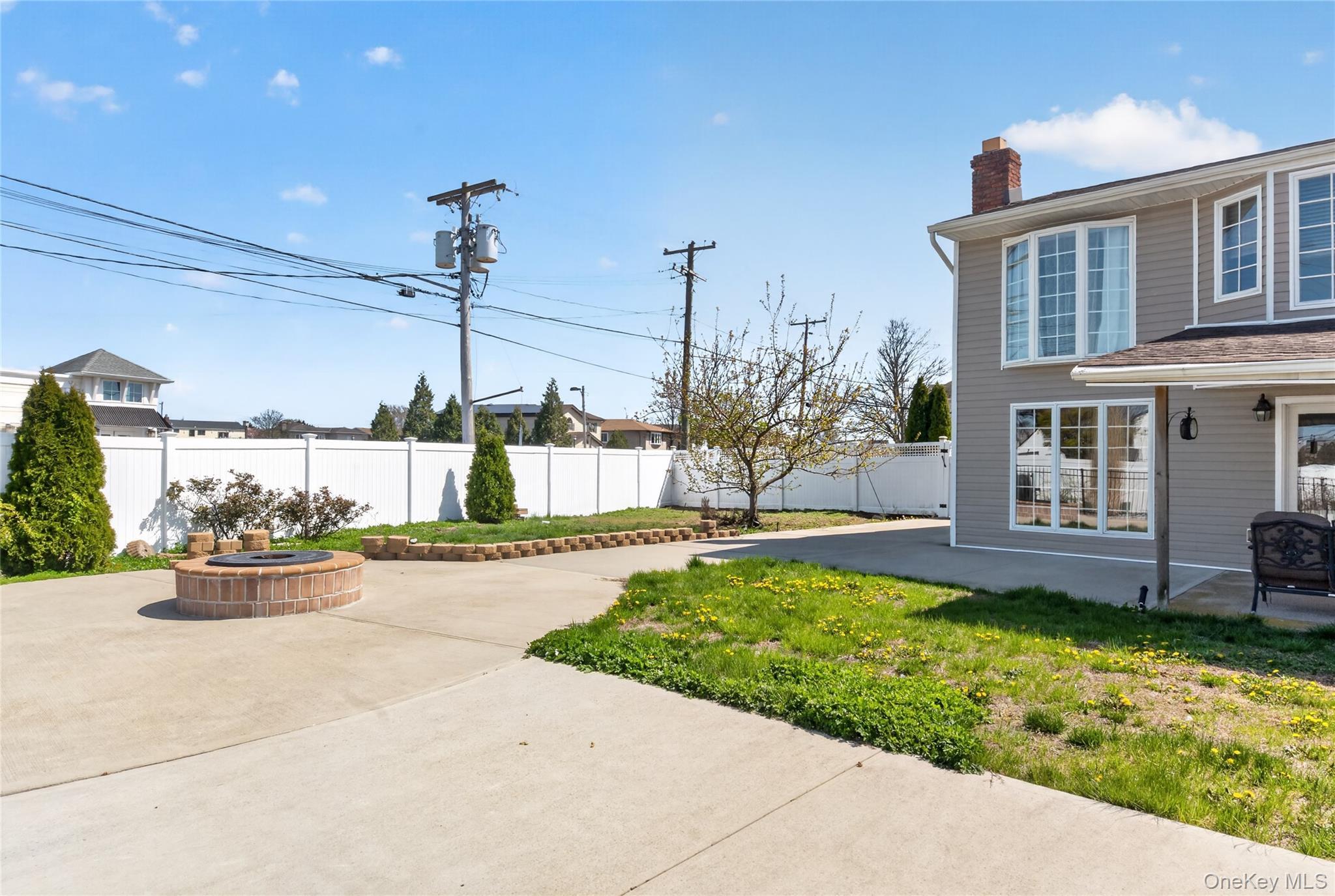 Single Family Jetmore Place  Nassau County, NY 11758, MLS-990970-22
