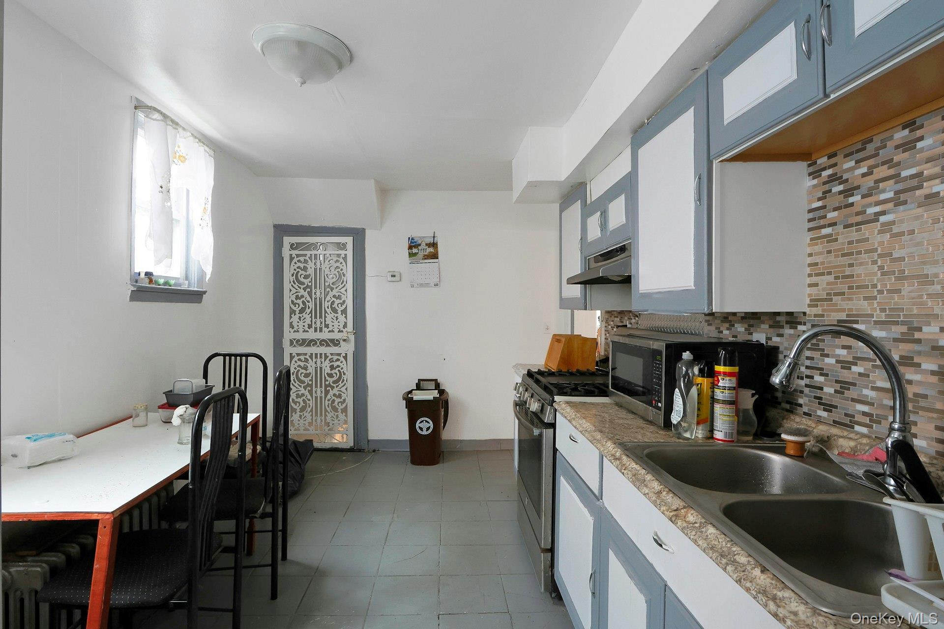 Single Family Beach  Bronx, NY 10473, MLS-990972-11