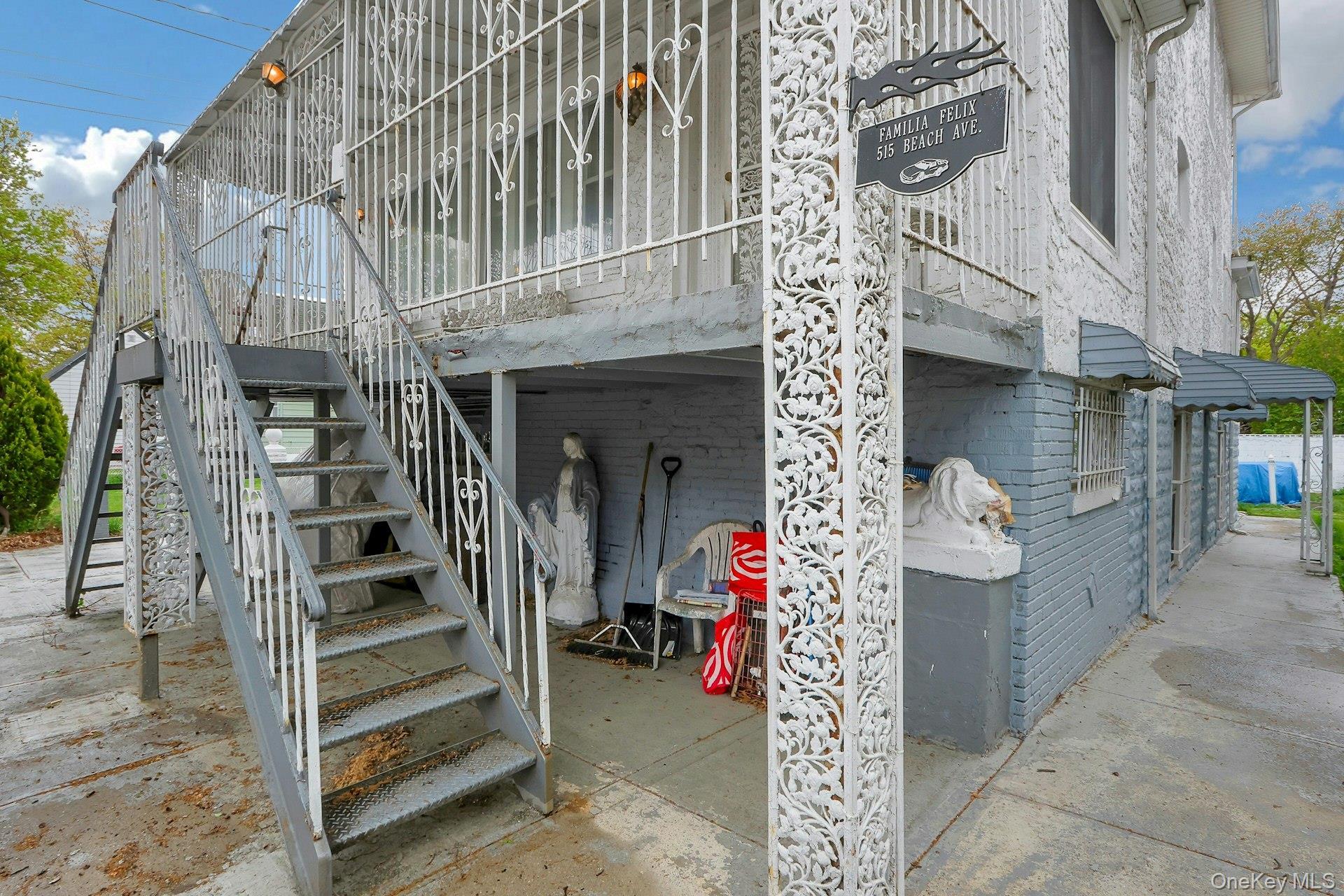 Single Family Beach  Bronx, NY 10473, MLS-990972-19