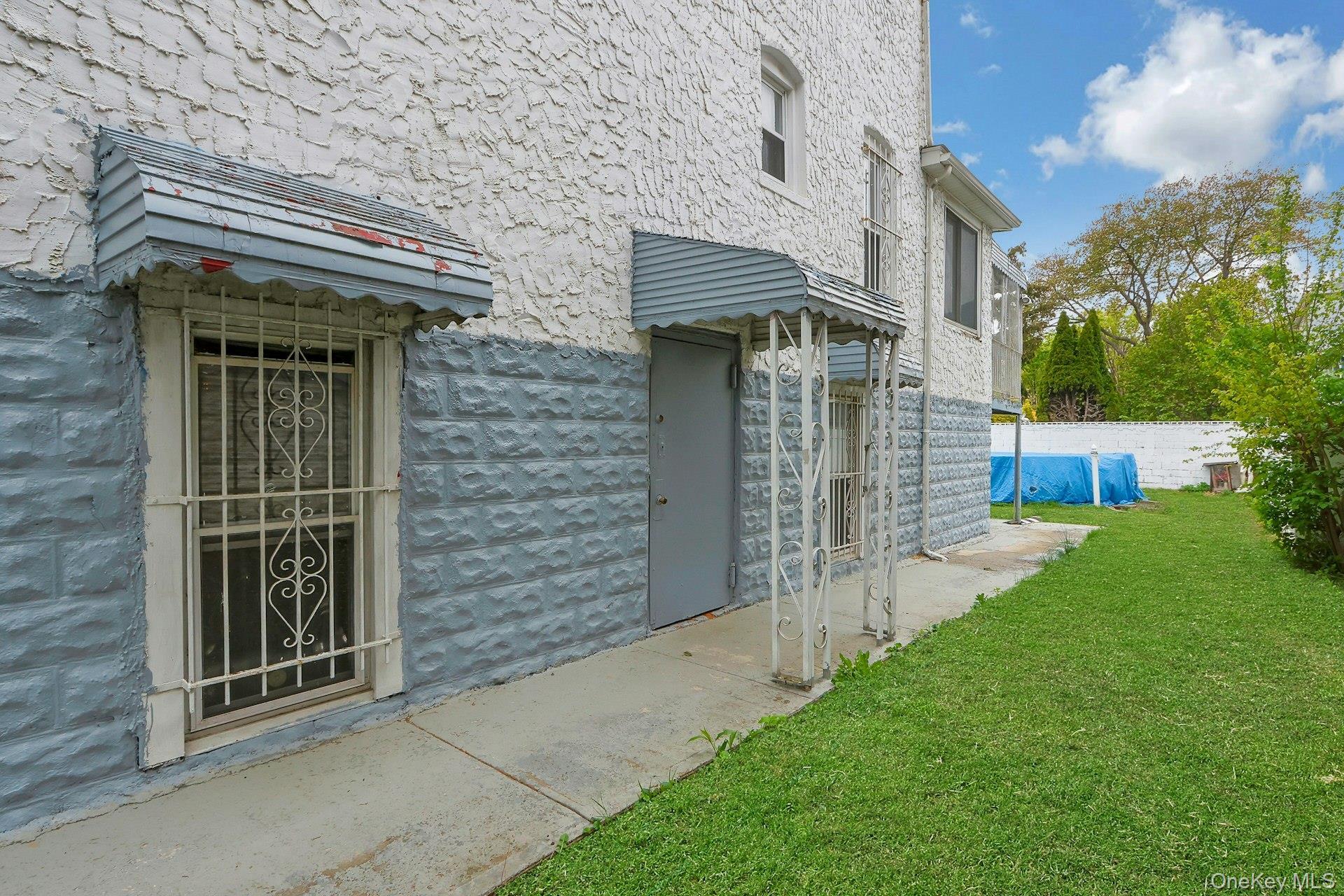 Single Family Beach  Bronx, NY 10473, MLS-990972-21