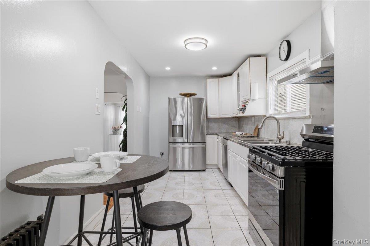 Single Family 218th Queens, NY 11428, MLS-990976-11