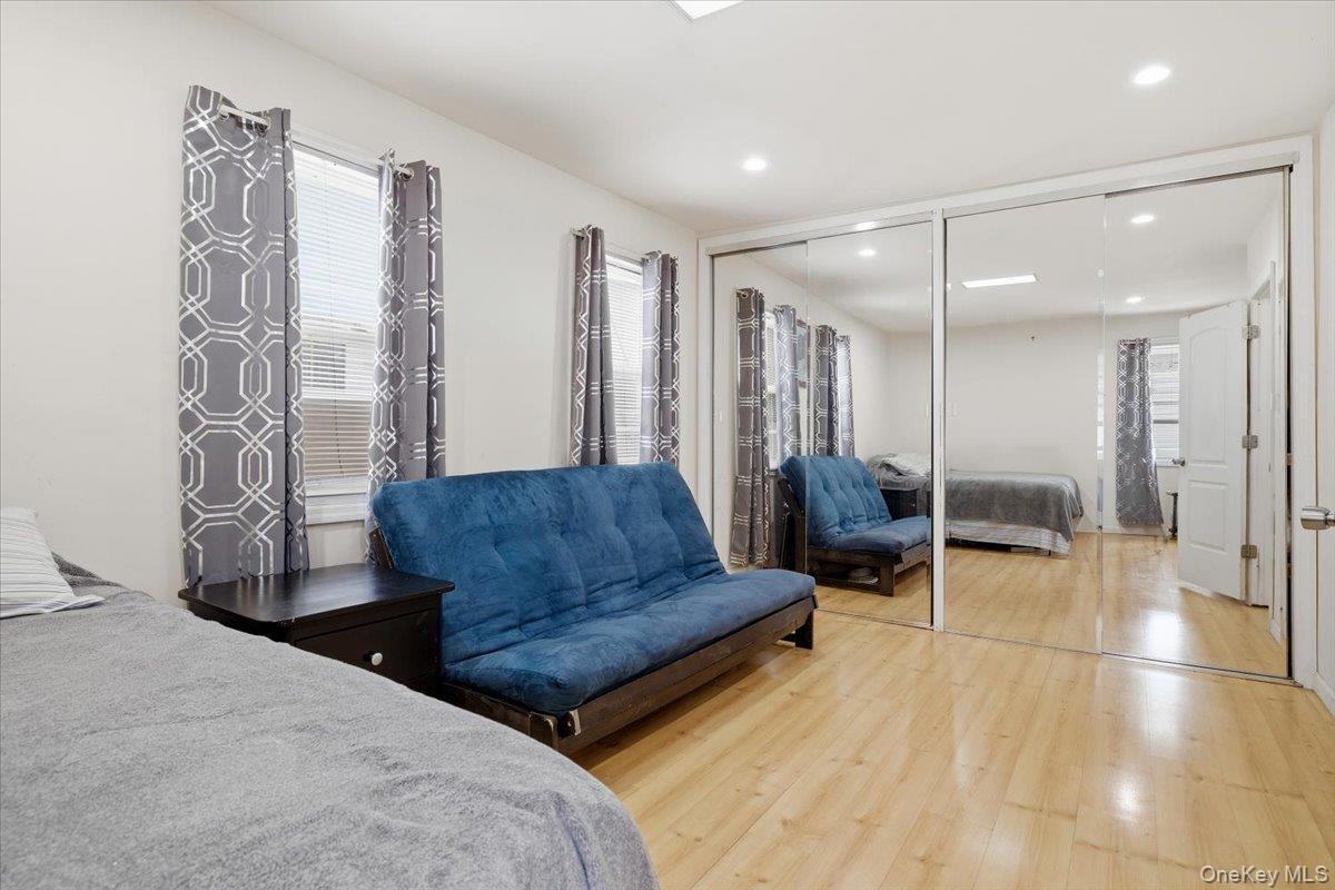 Single Family 218th Queens, NY 11428, MLS-990976-15