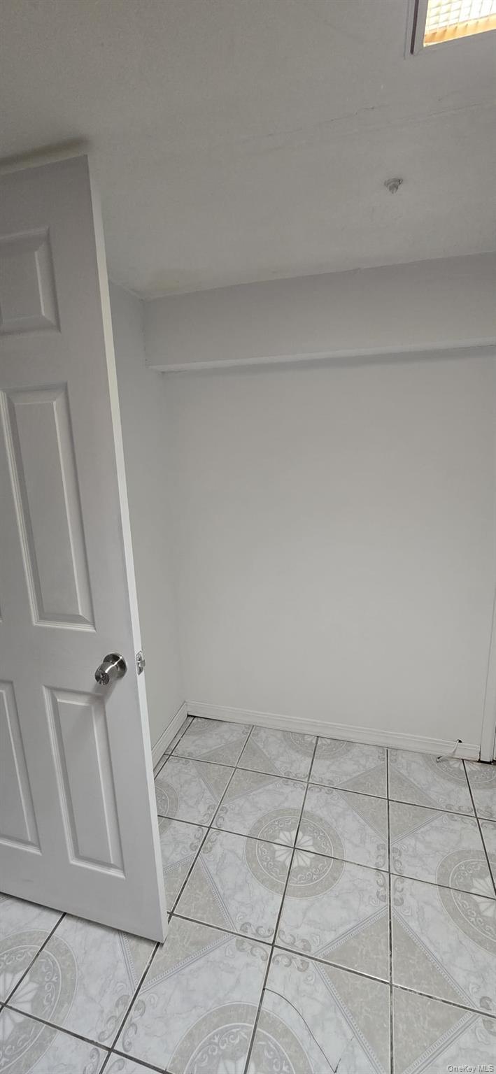 Single Family 218th Queens, NY 11428, MLS-990976-33