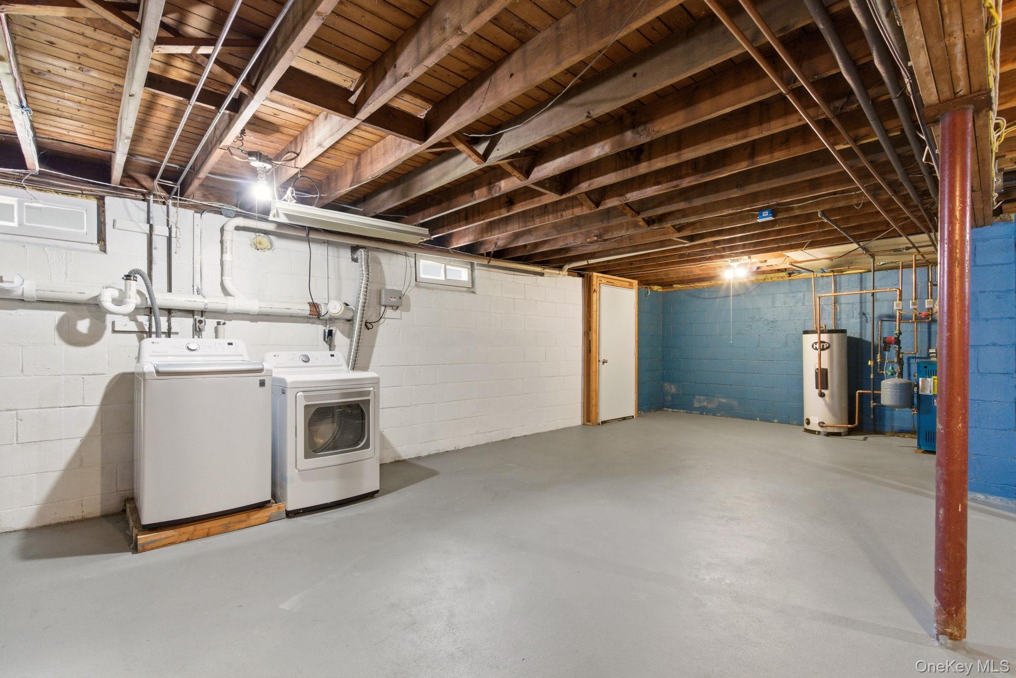 Single Family Wiggins  Suffolk County, NY 11779, MLS-991000-22