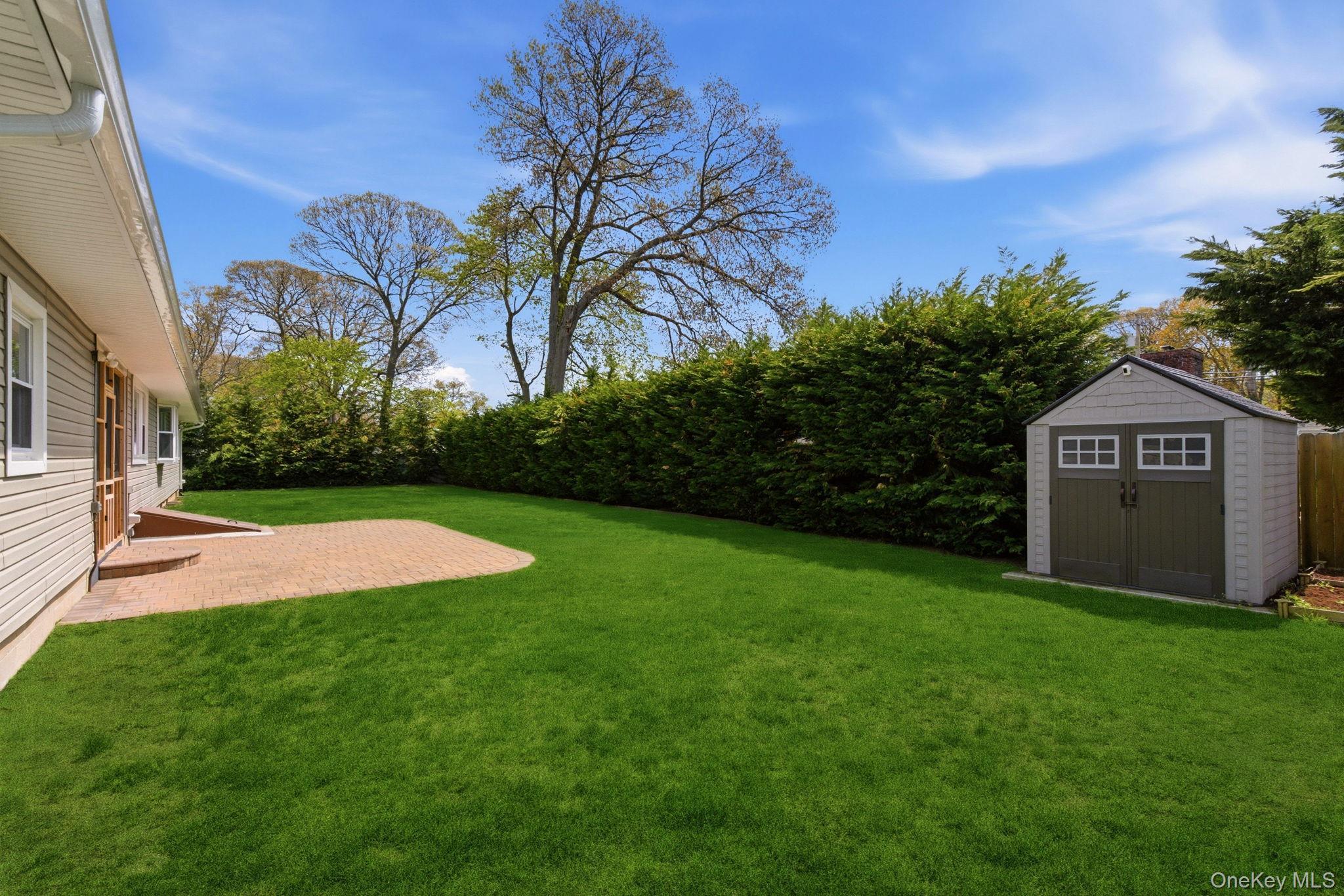 Single Family Wiggins  Suffolk County, NY 11779, MLS-991000-28