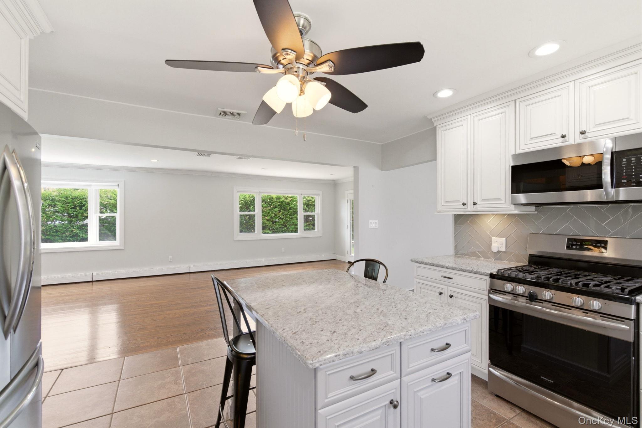 Single Family Wiggins  Suffolk County, NY 11779, MLS-991000-9